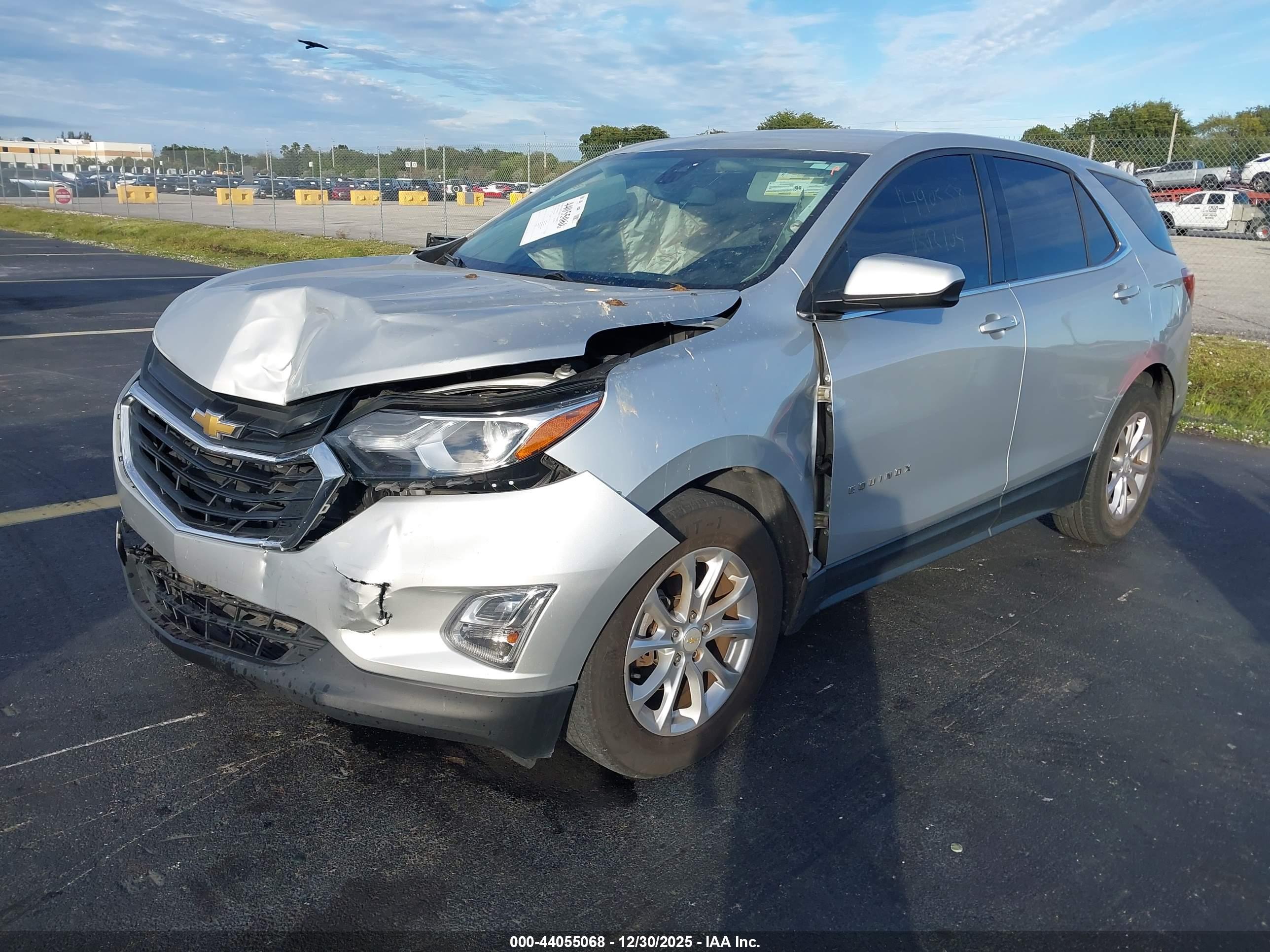 CHEVROLET EQUINOX image 2