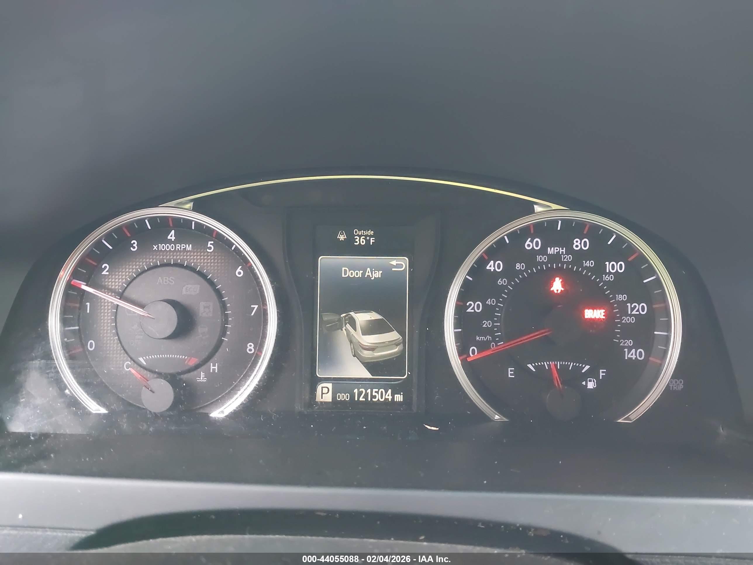 TOYOTA CAMRY image 7