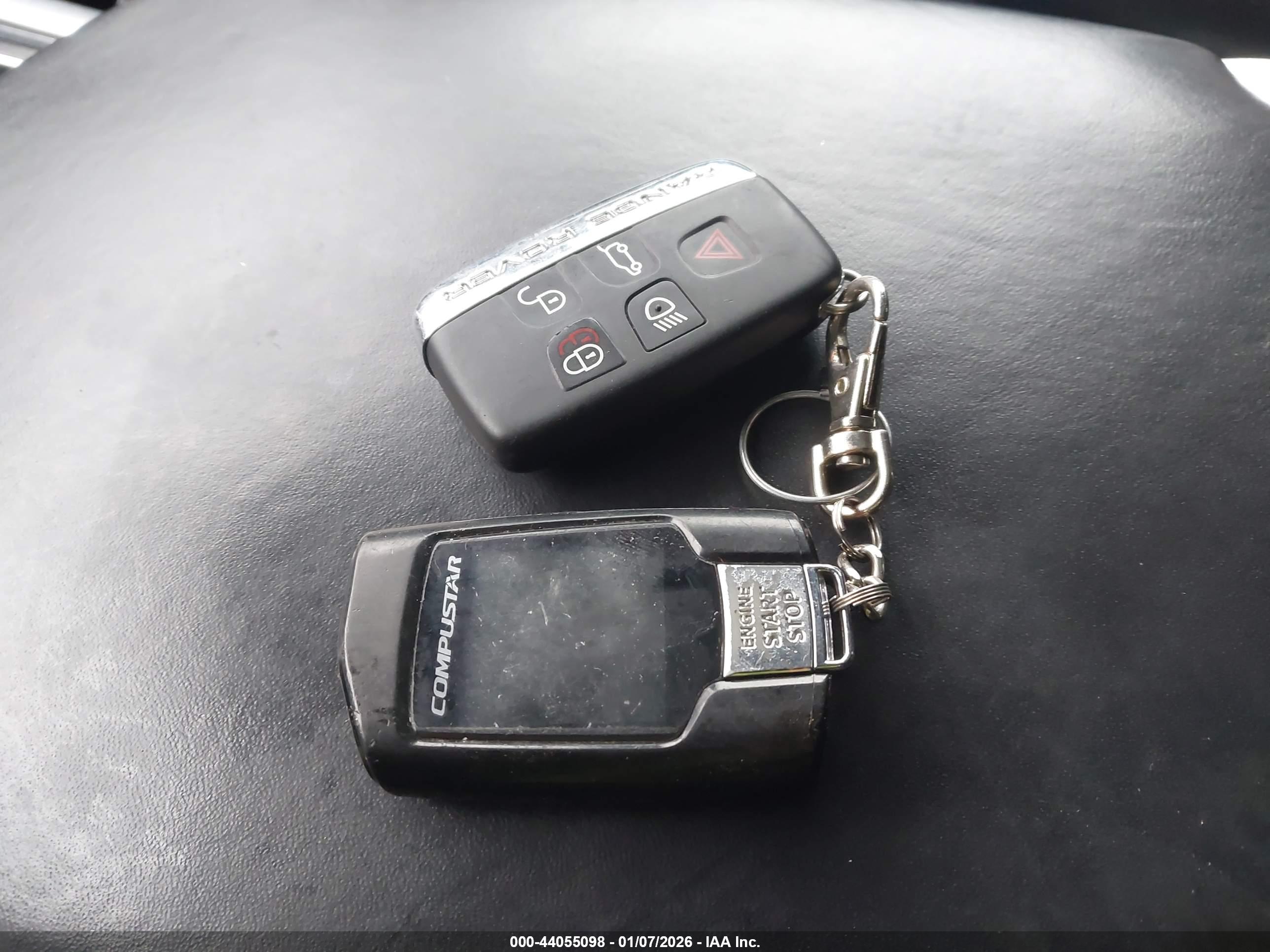 LAND ROVER image 11