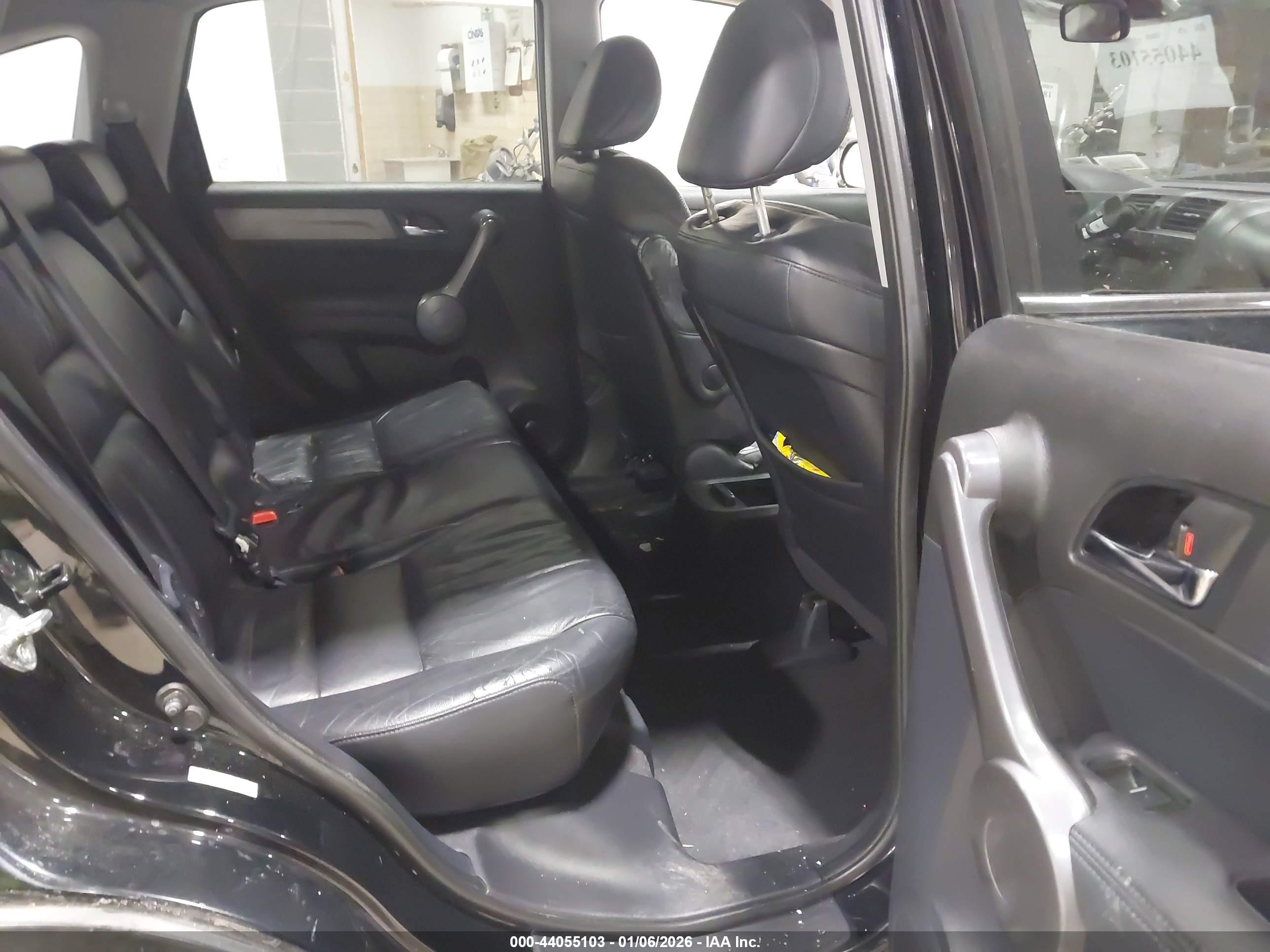 HONDA CR-V image 8