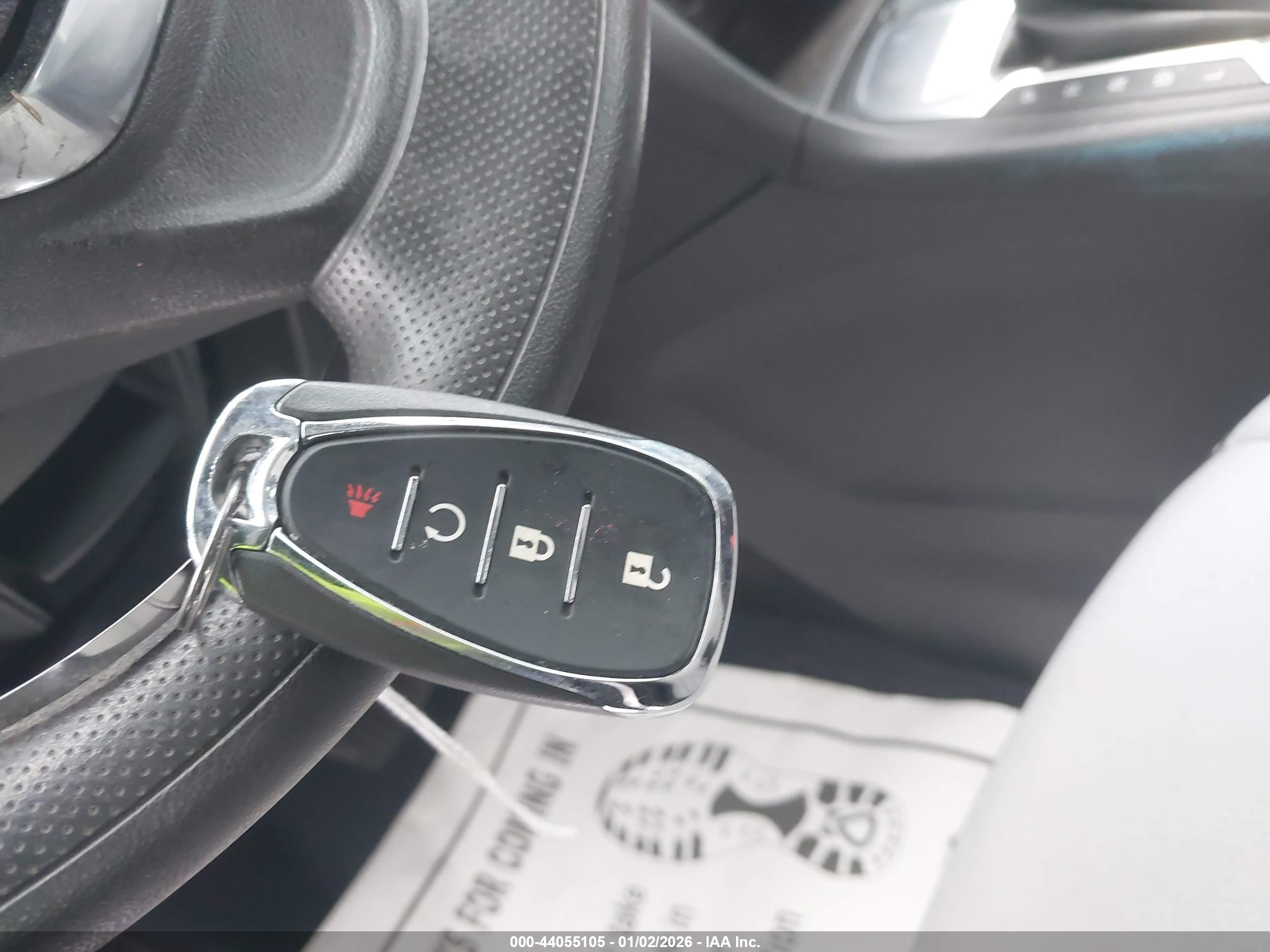 CHEVROLET EQUINOX image 11