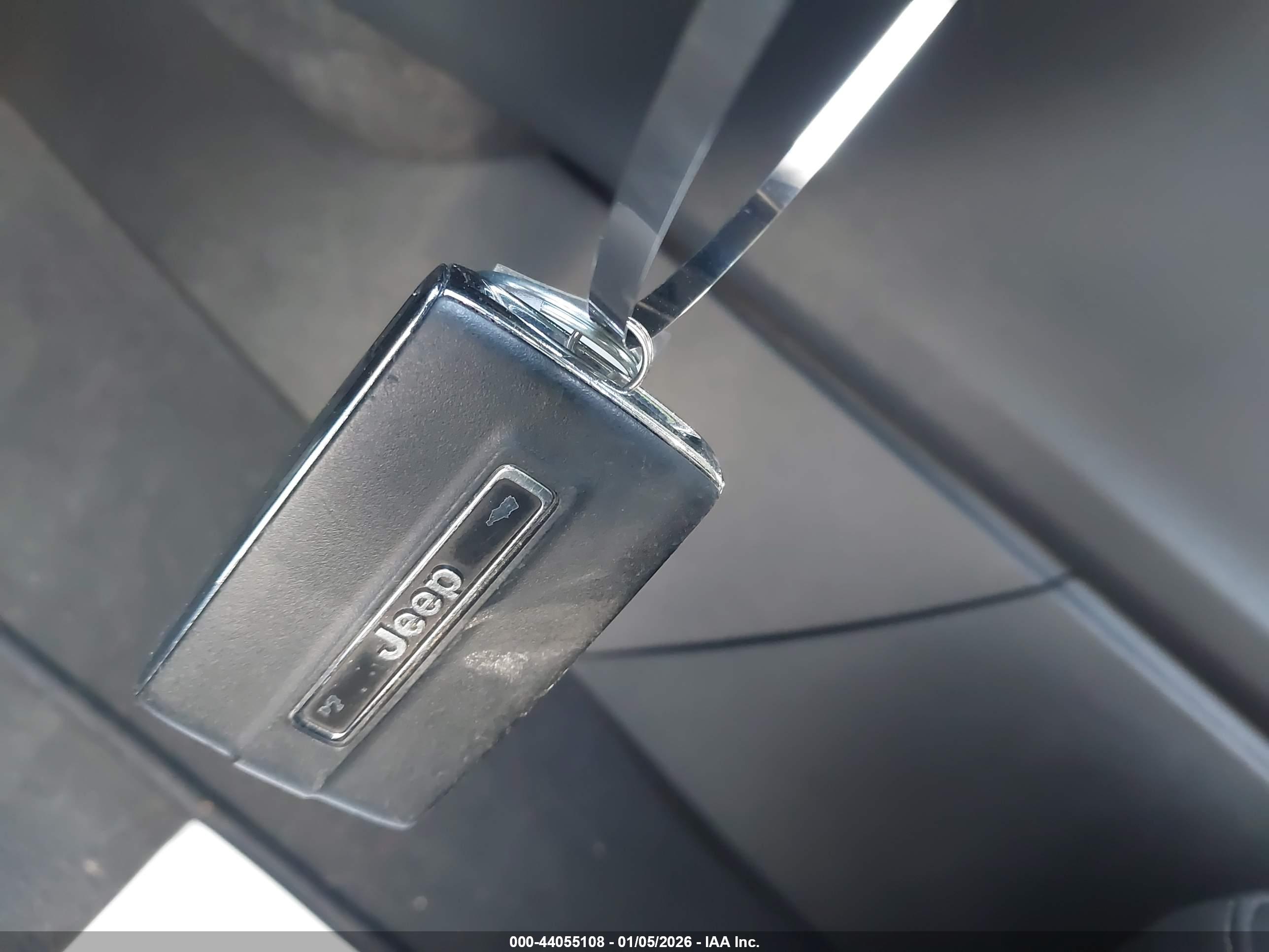 JEEP GRAND image 11