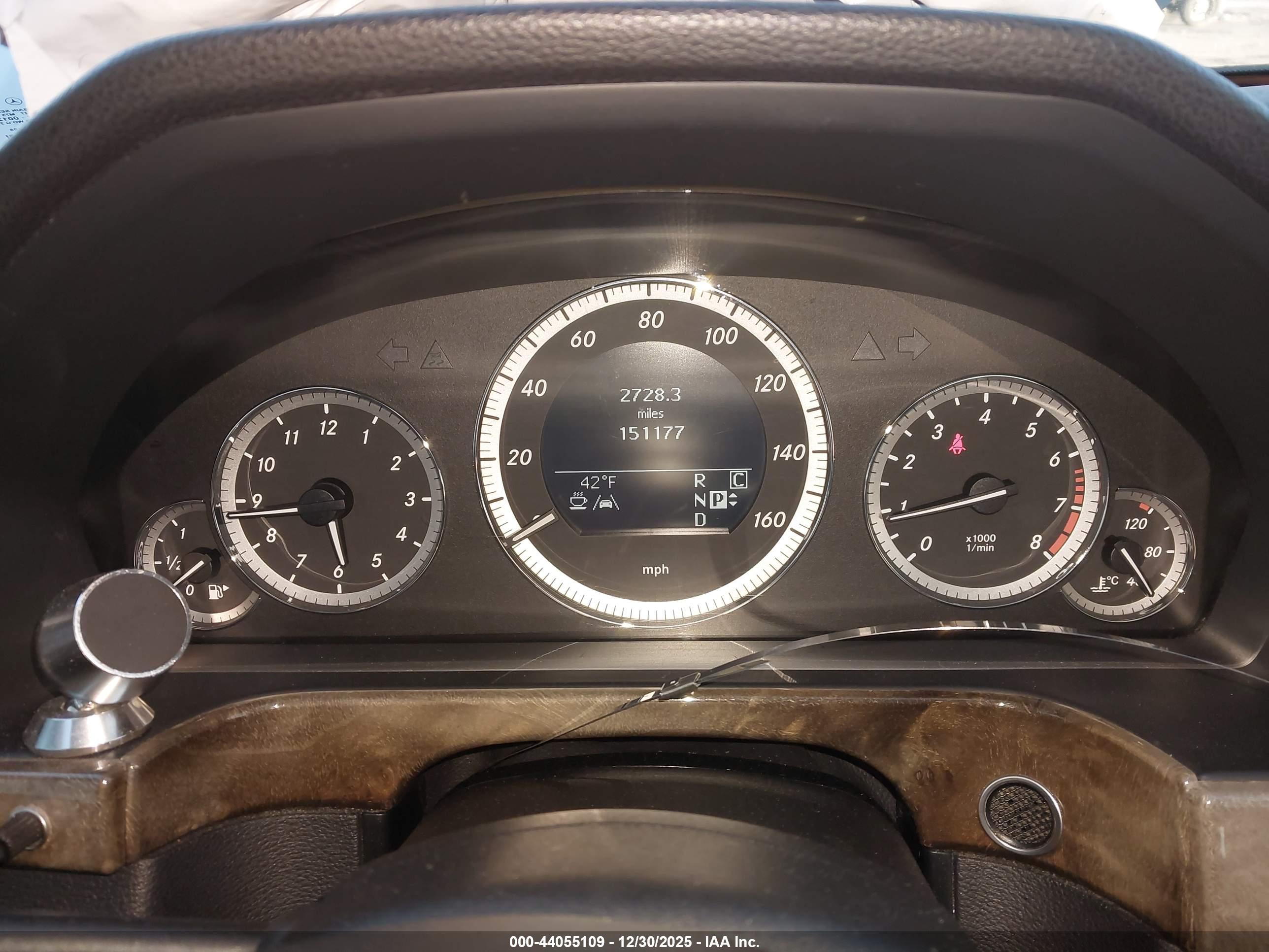 MERCEDES-BENZ E image 7