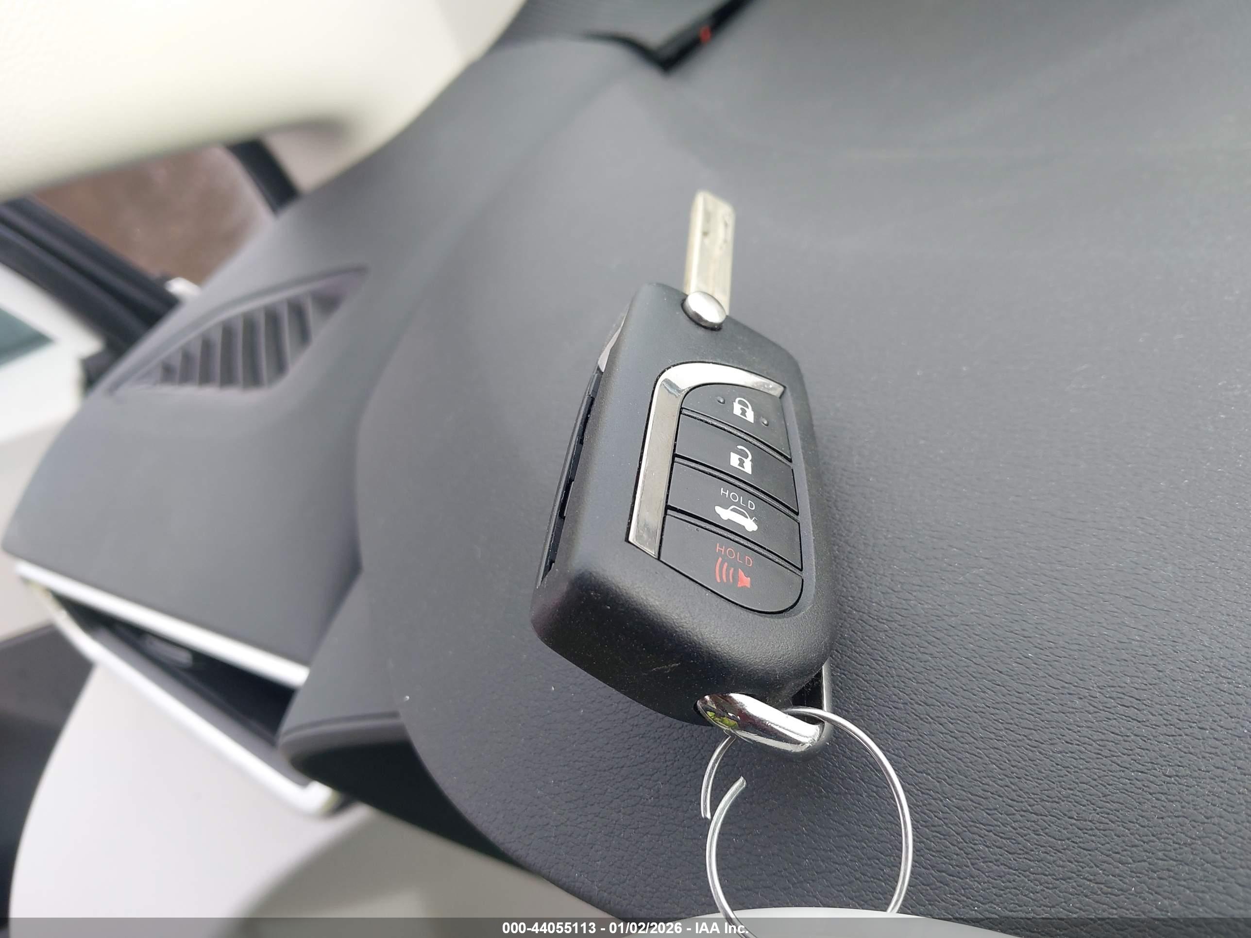 TOYOTA COROLLA image 11