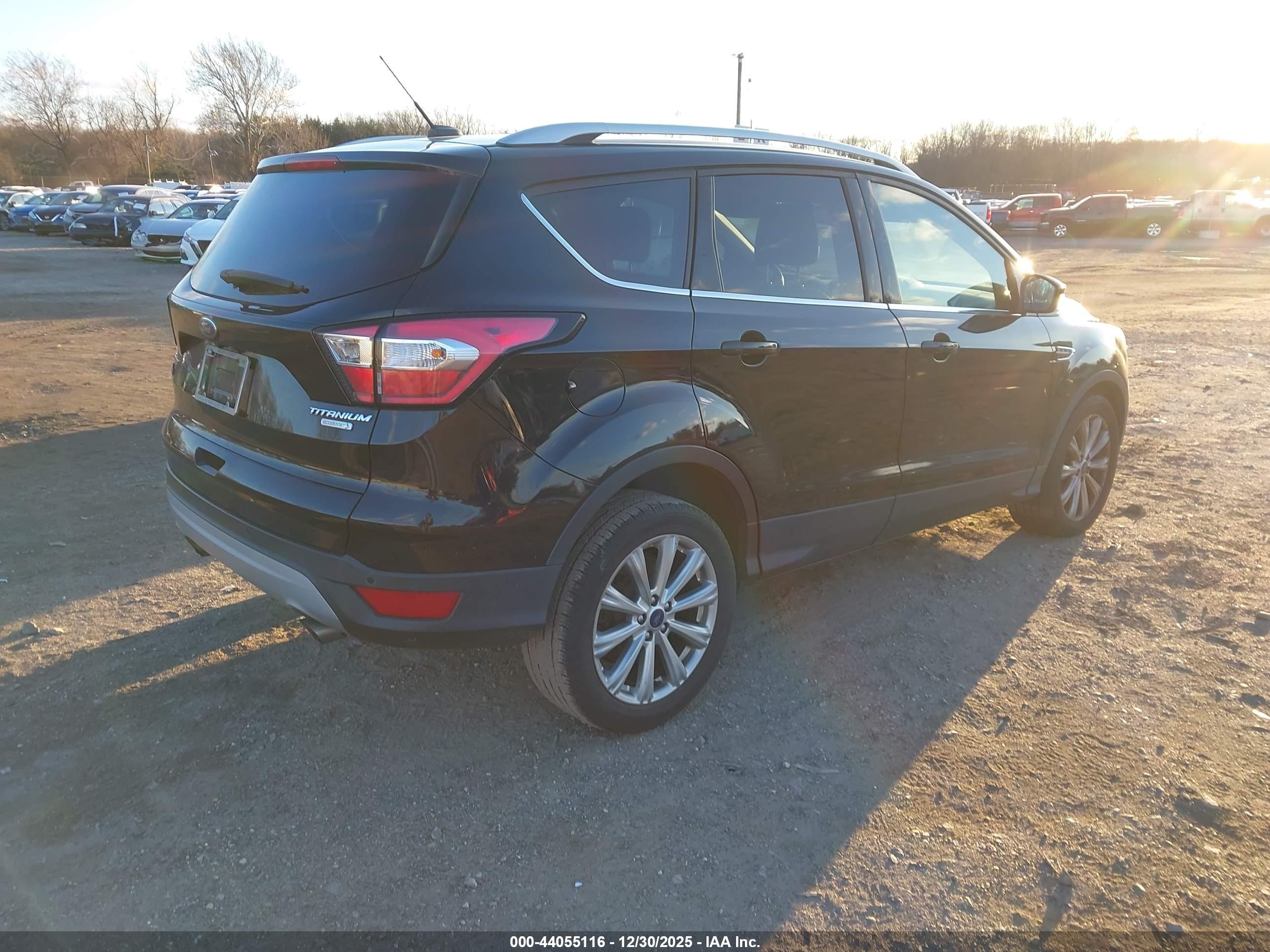 FORD ESCAPE image 4