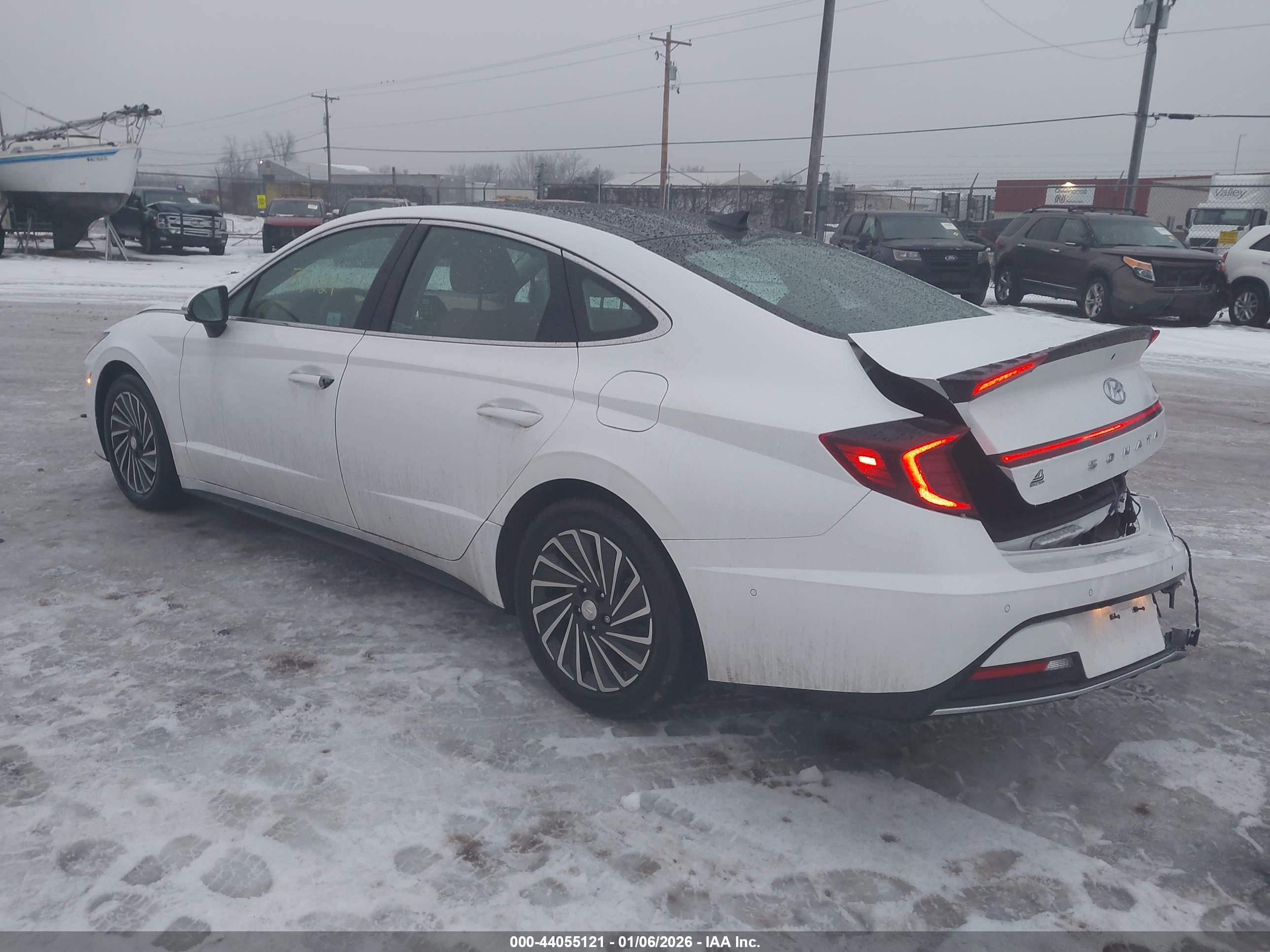 HYUNDAI SONATA image 3