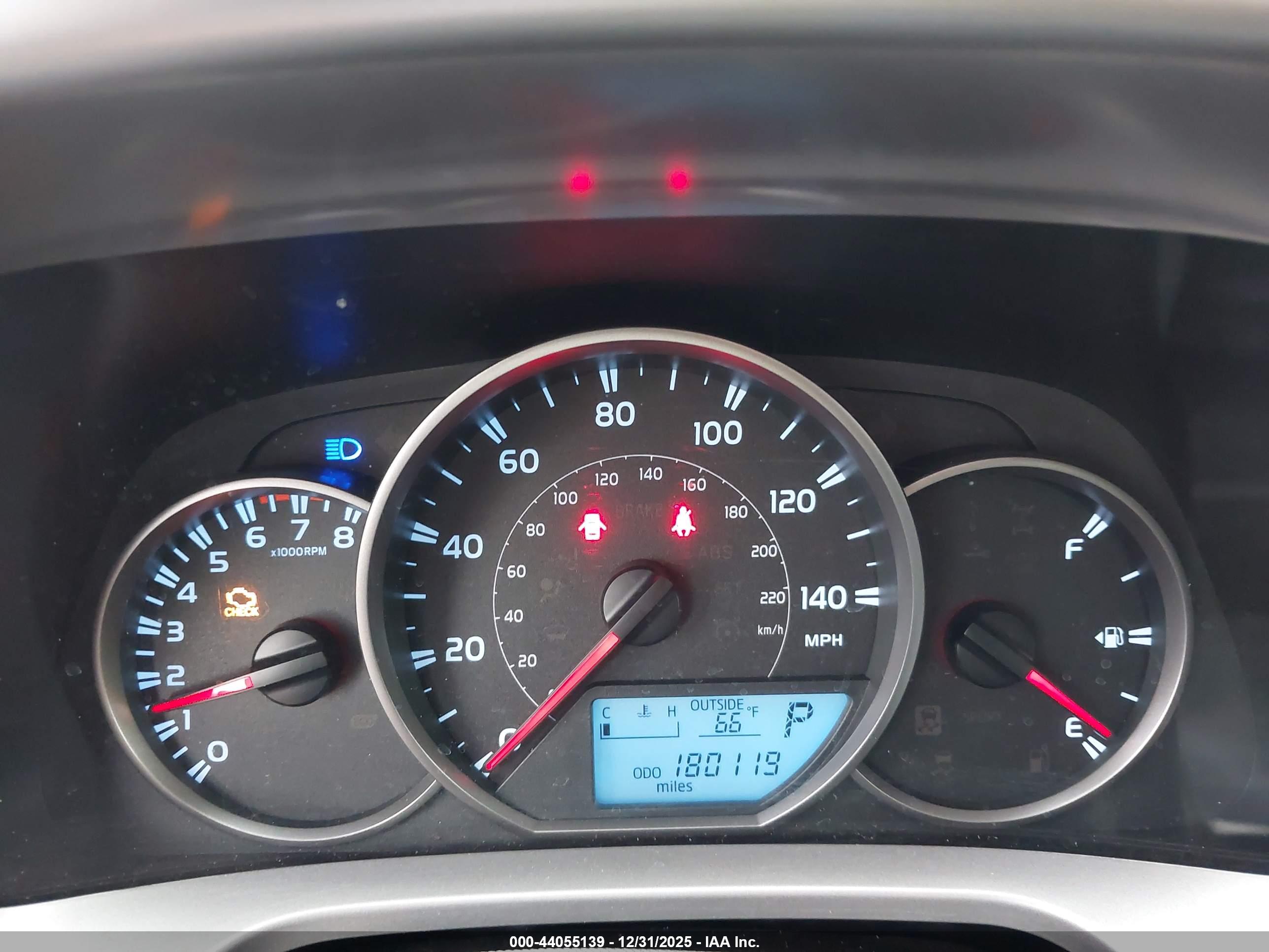 TOYOTA RAV4 image 7