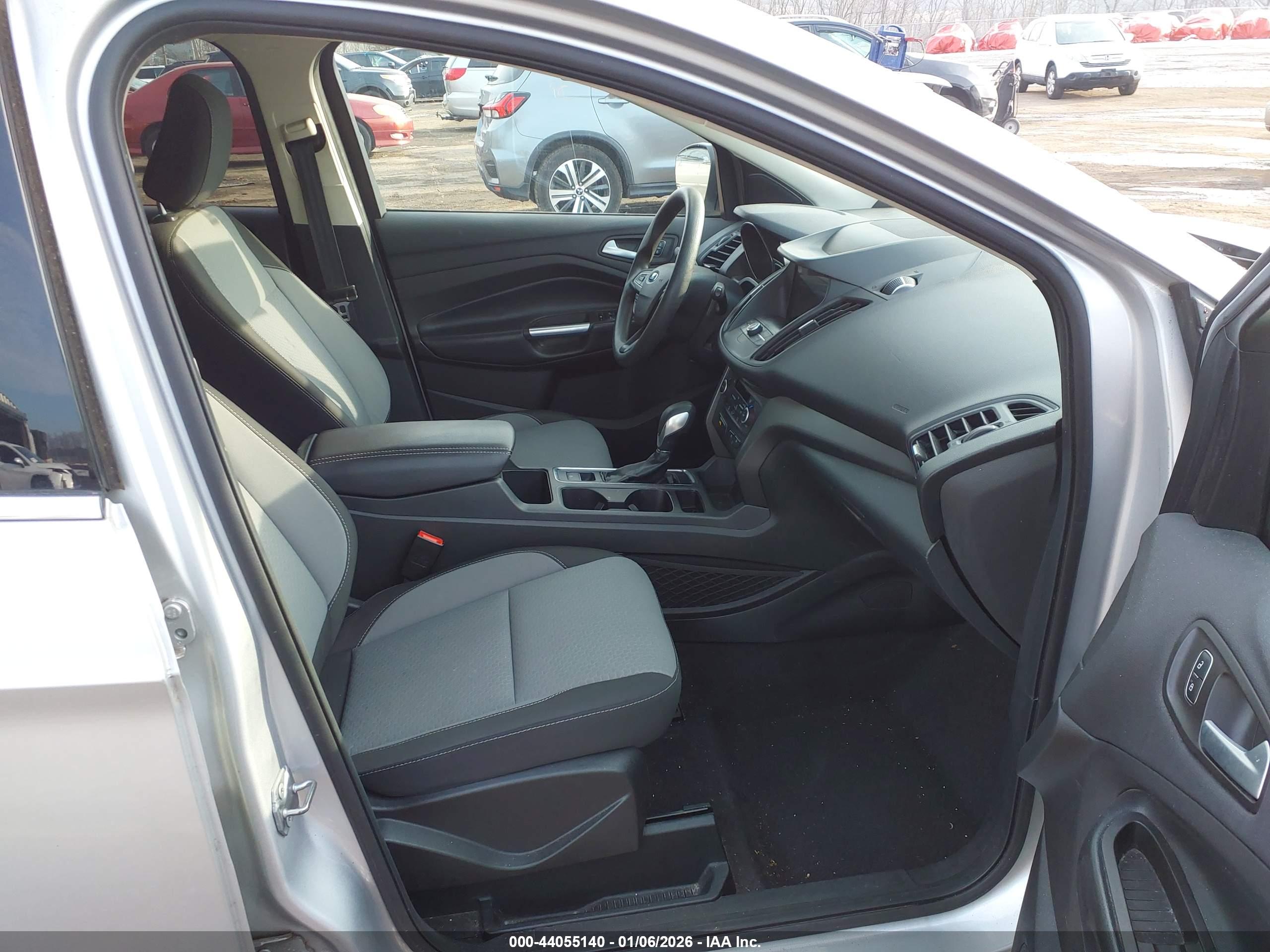 FORD ESCAPE image 5