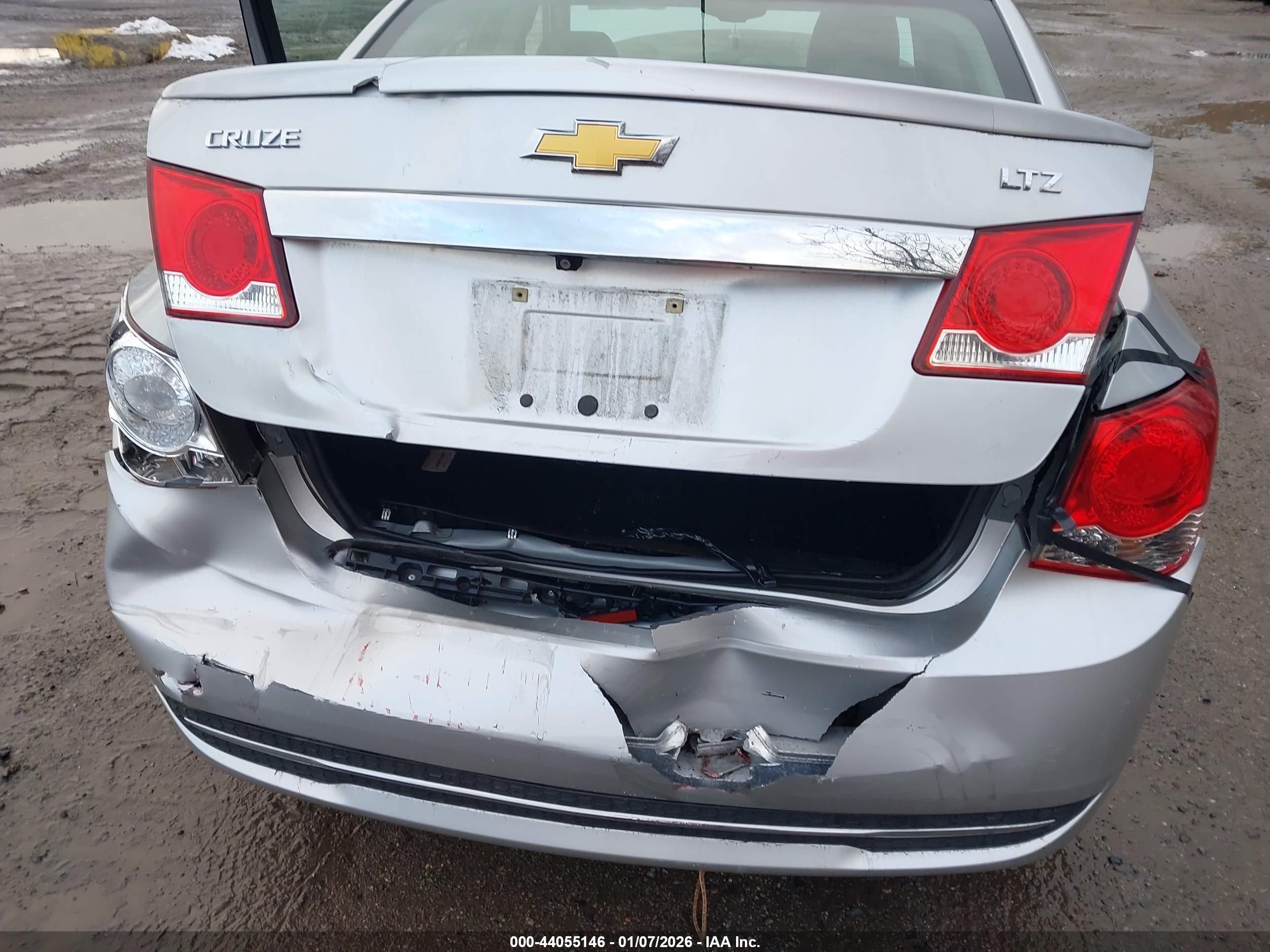 CHEVROLET CRUZE image 6
