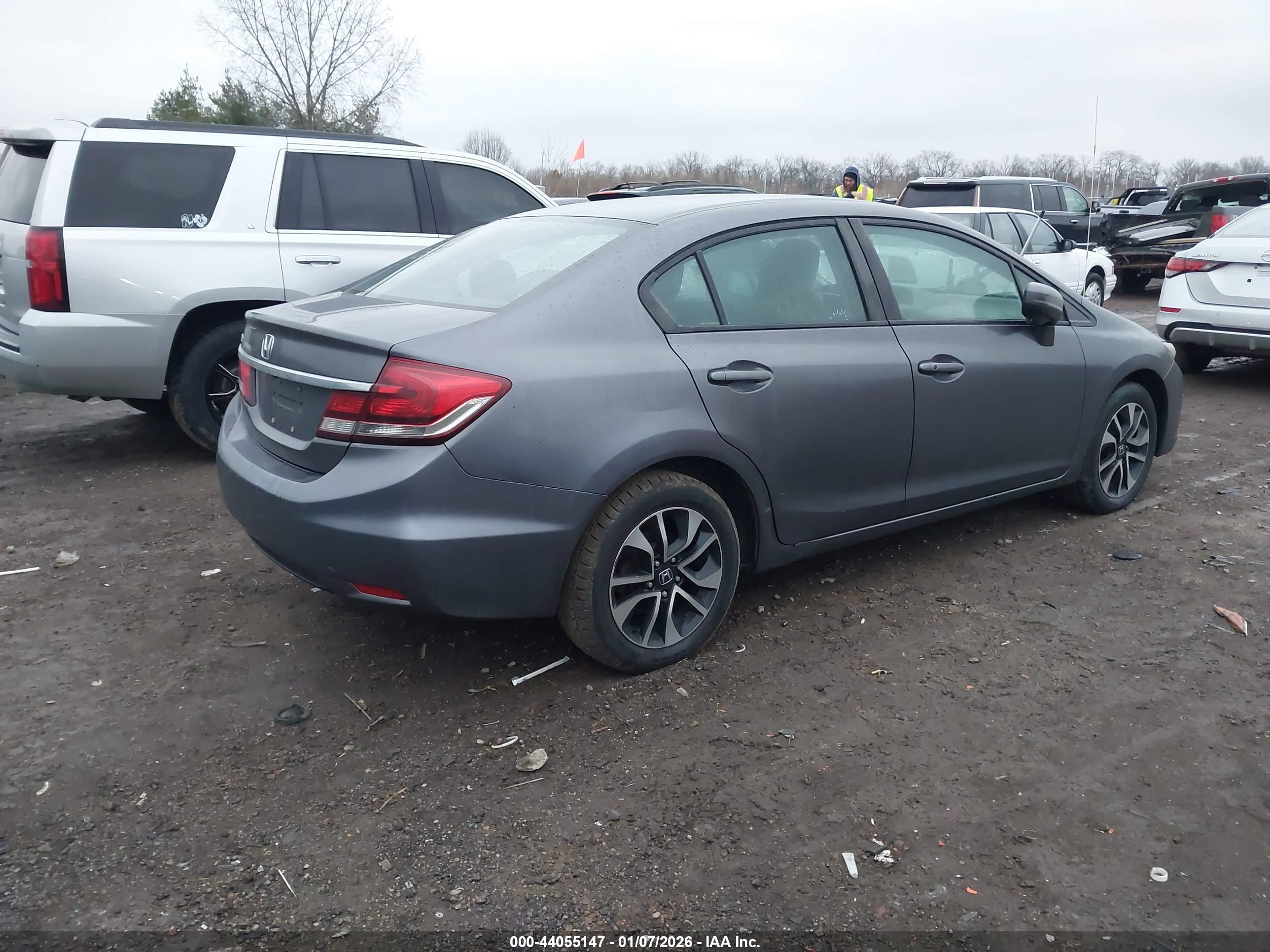 HONDA CIVIC image 4