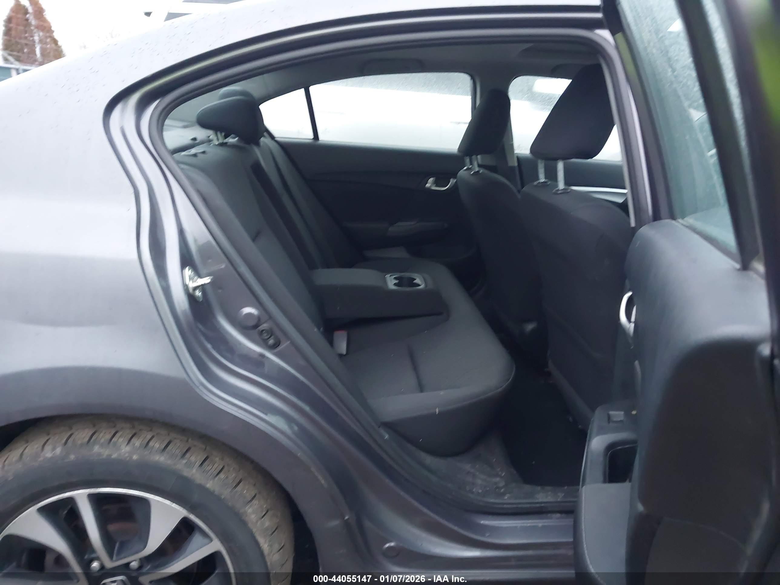 HONDA CIVIC image 8