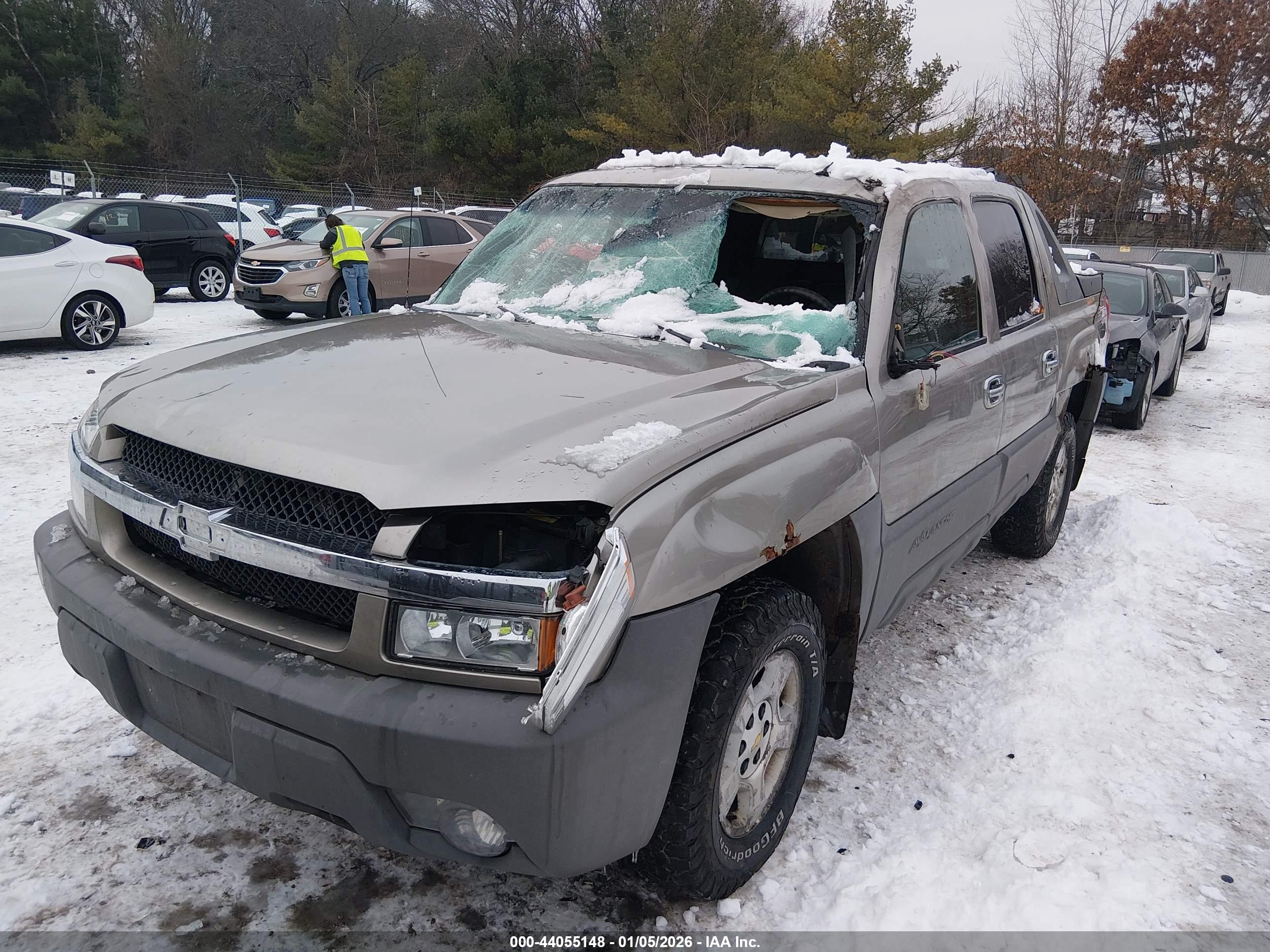 CHEVROLET AVALANCHE image 2