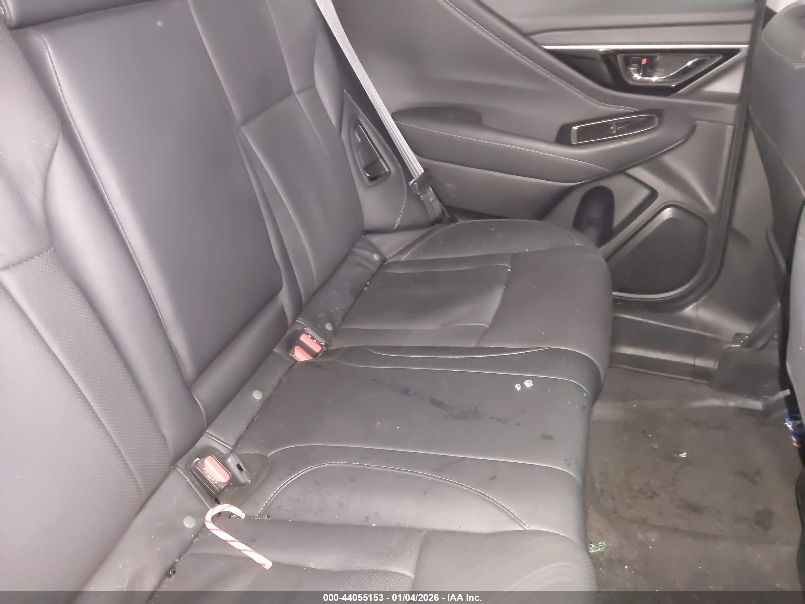SUBARU OUTBACK image 8