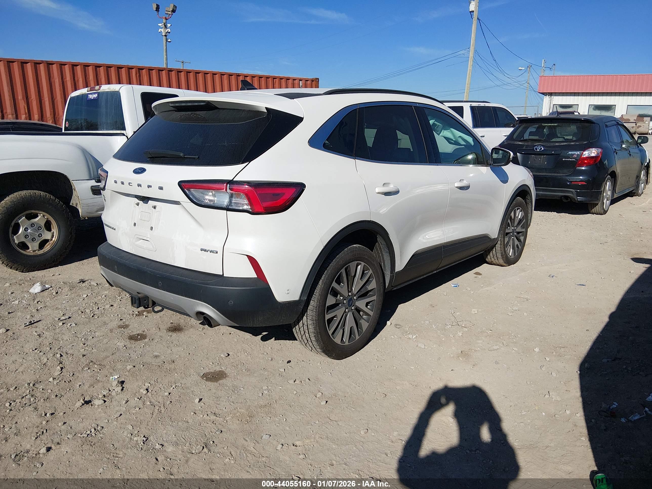 FORD ESCAPE image 4