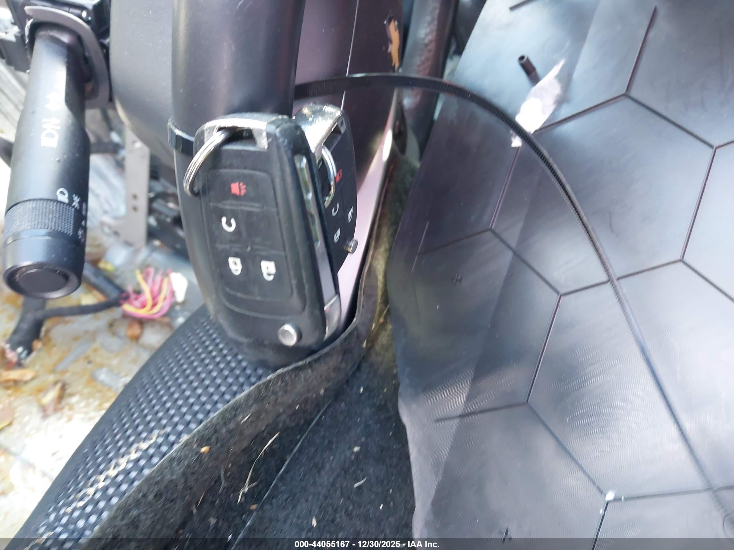CHEVROLET EQUINOX image 11