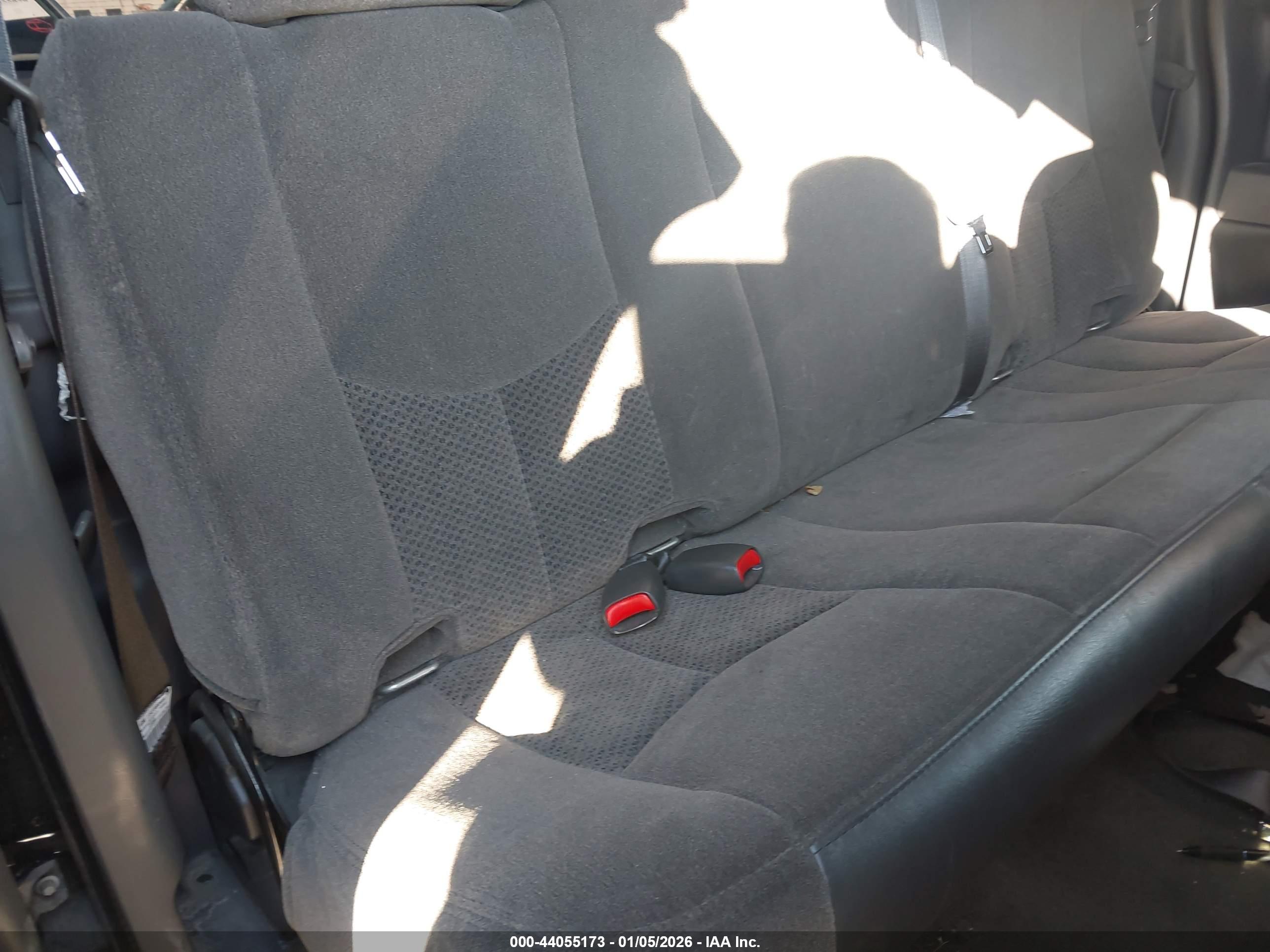 CHEVROLET SILVERADO image 8