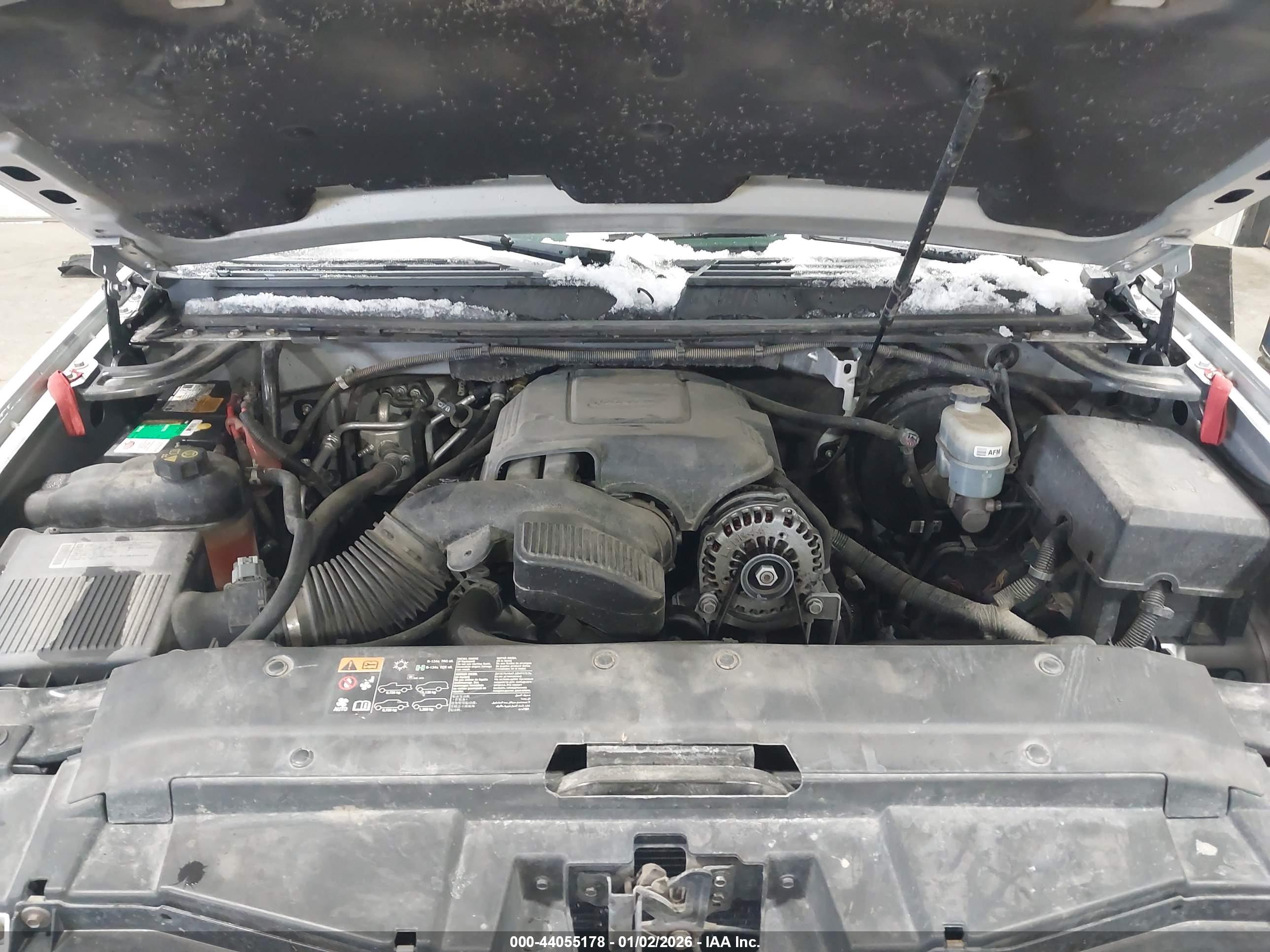 CHEVROLET SUBURBAN image 10