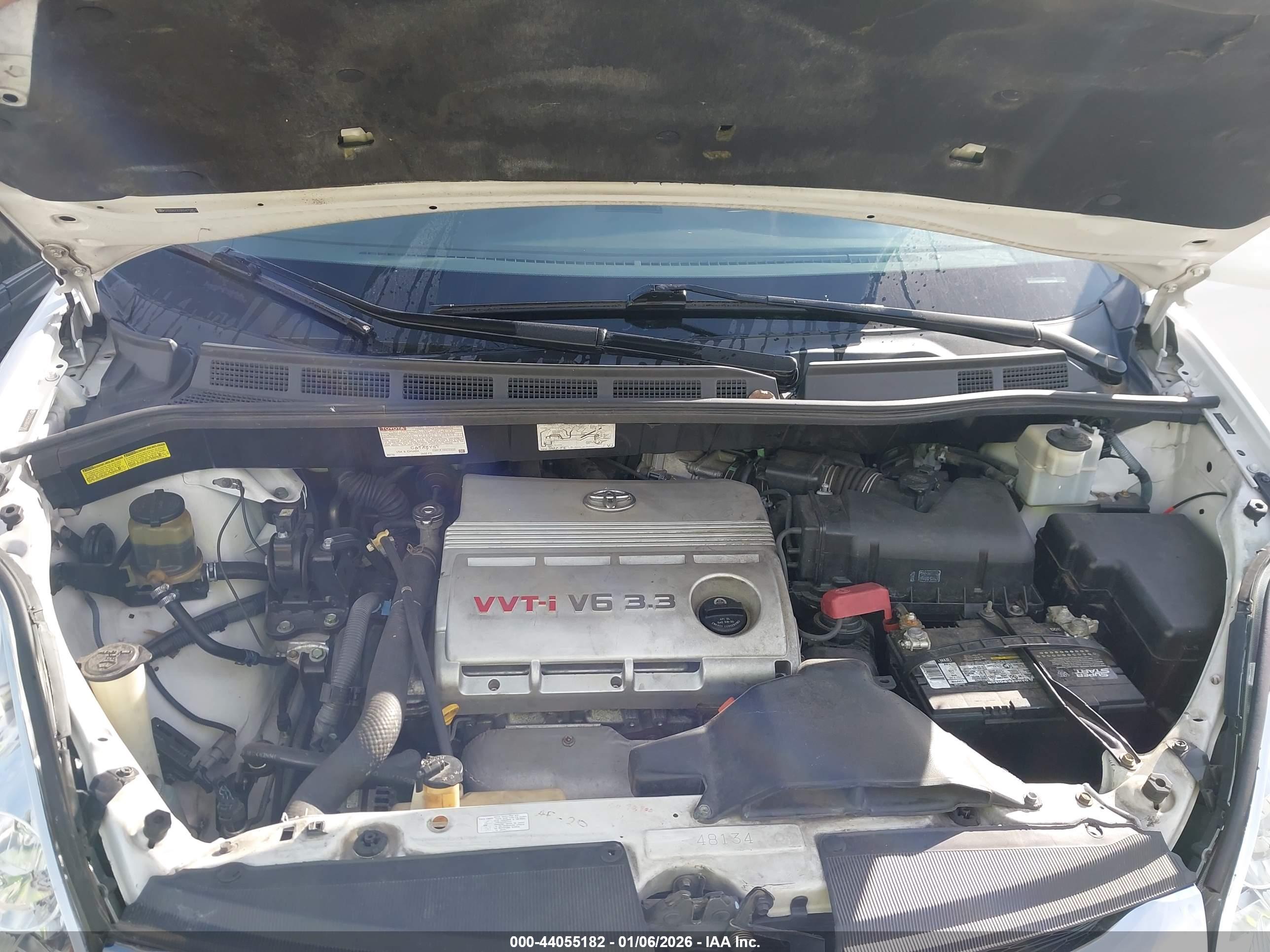 TOYOTA SIENNA image 10