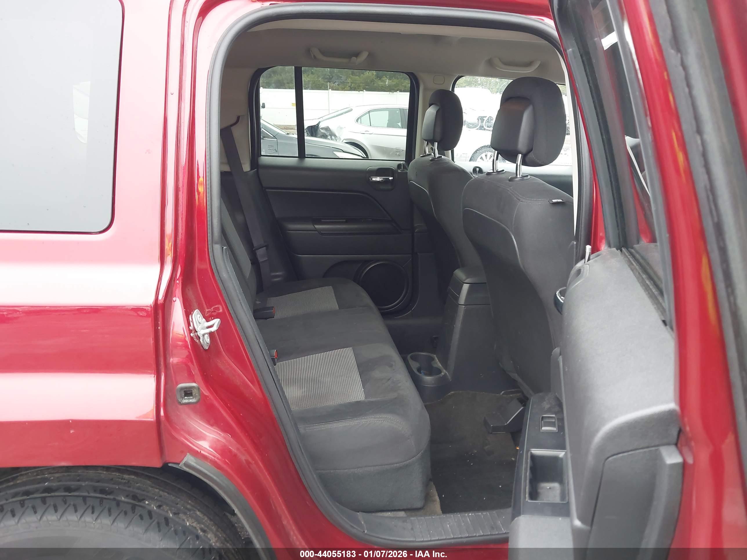 JEEP PATRIOT image 8