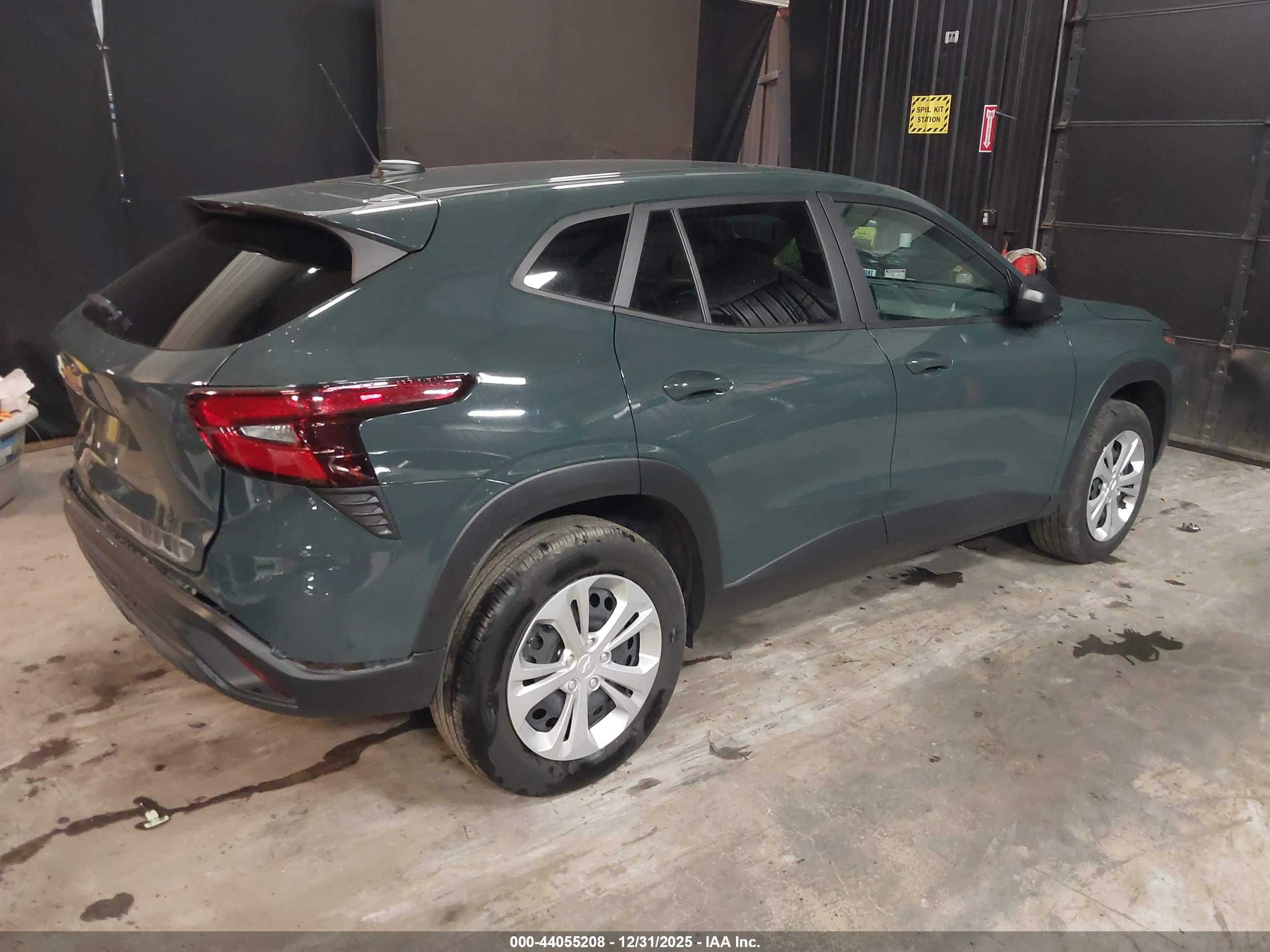 CHEVROLET TRAX image 4