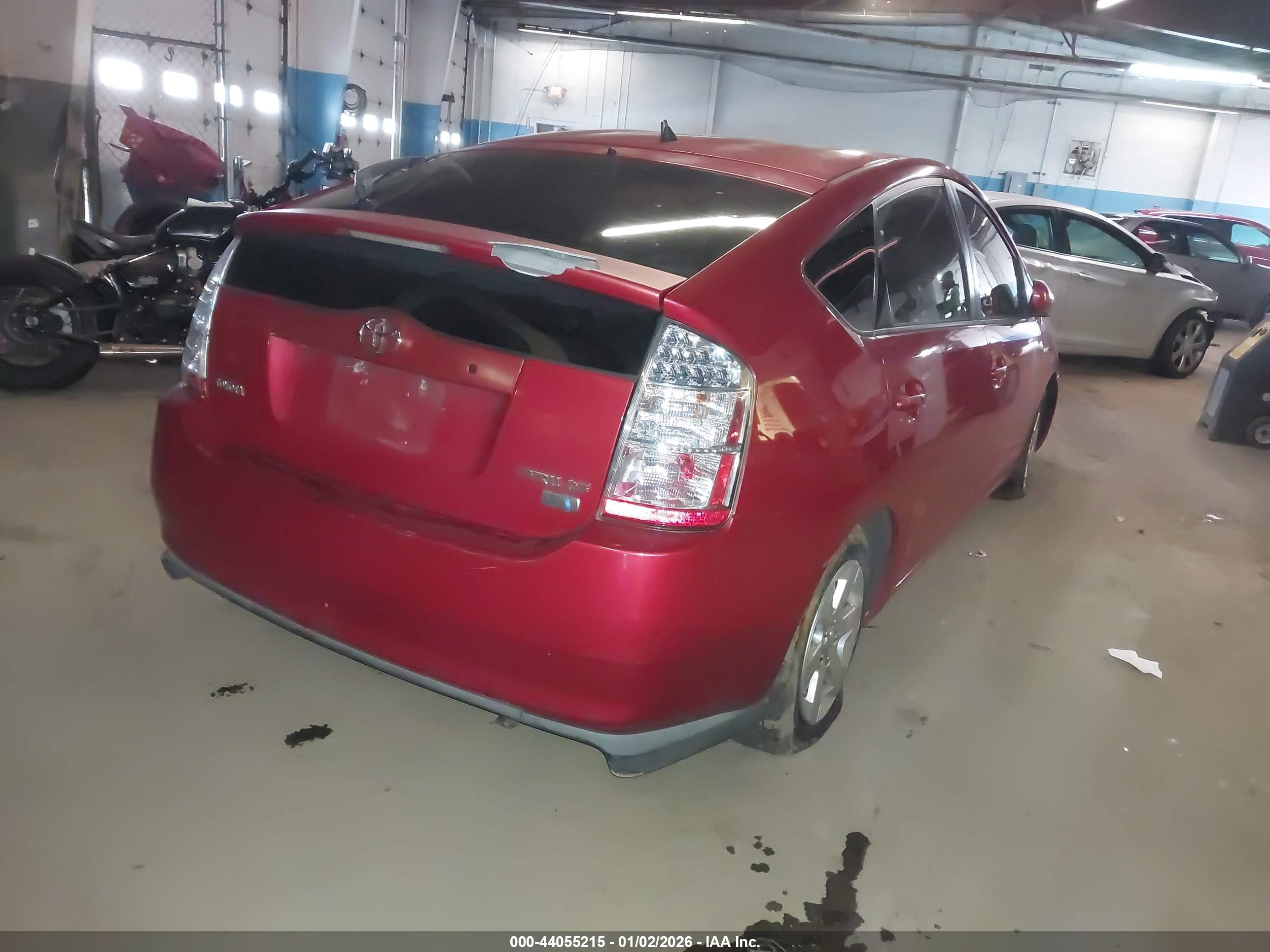 TOYOTA PRIUS image 4