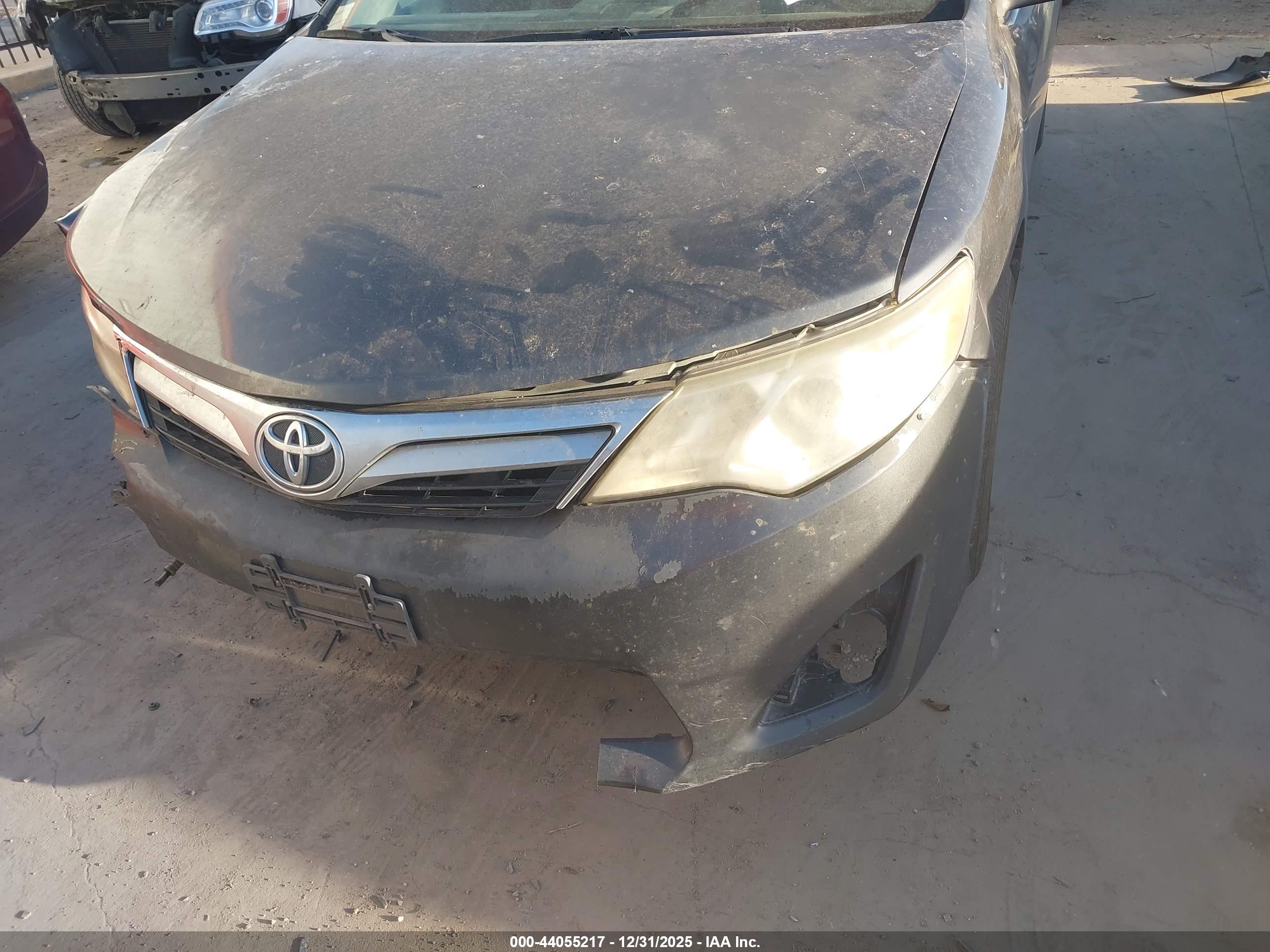 TOYOTA CAMRY image 6