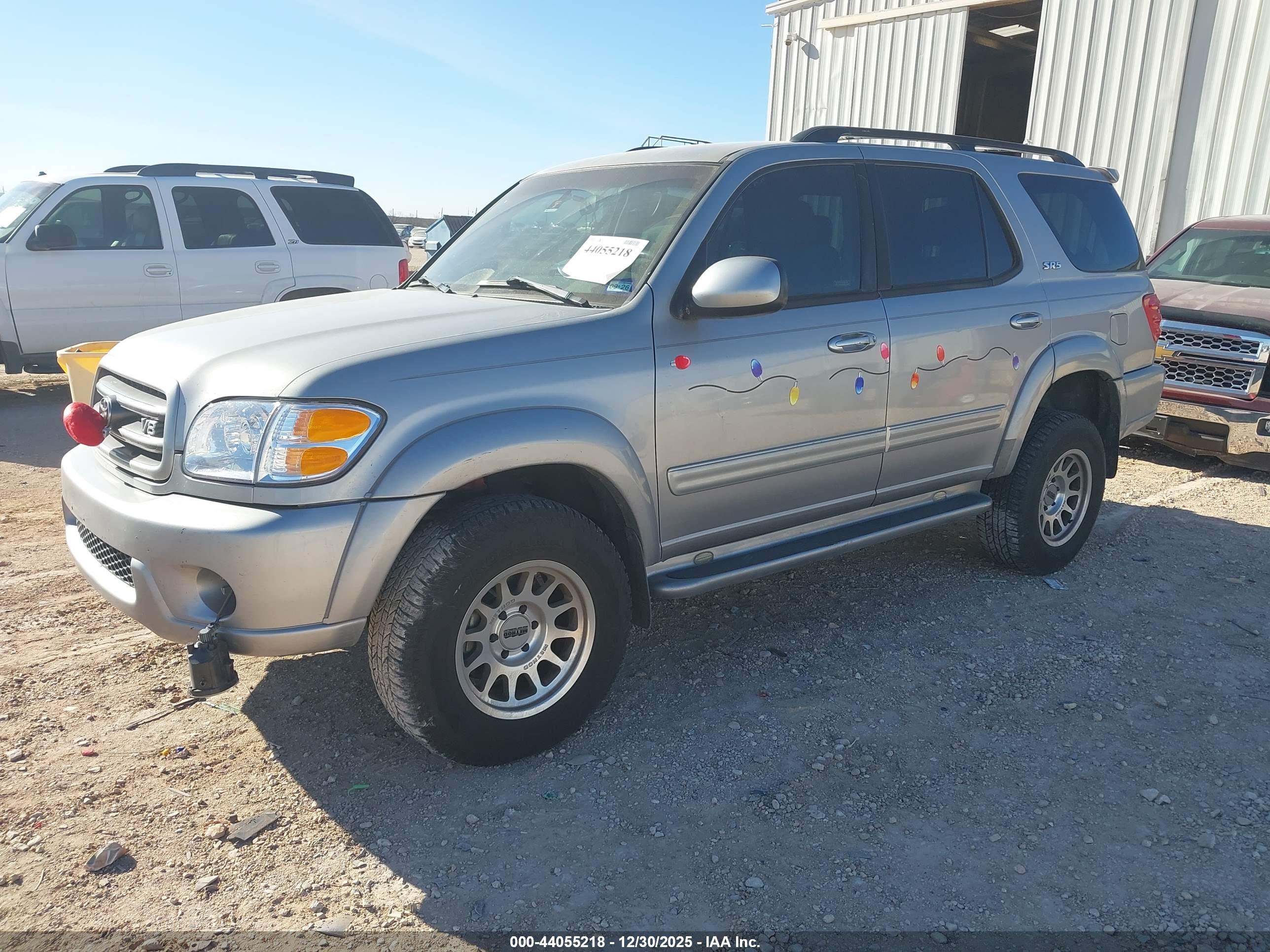 TOYOTA SEQUOIA image 2