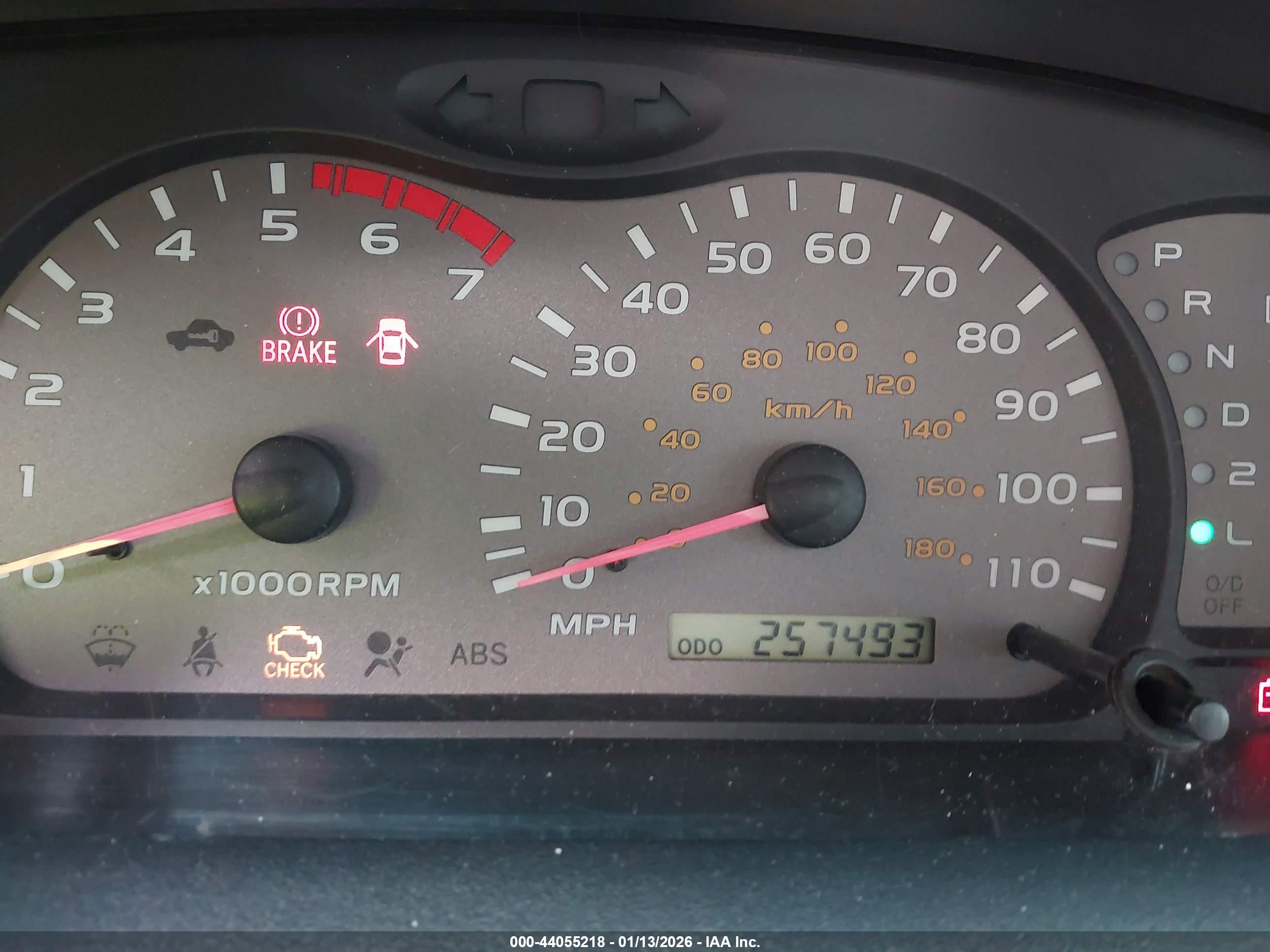 TOYOTA SEQUOIA image 7