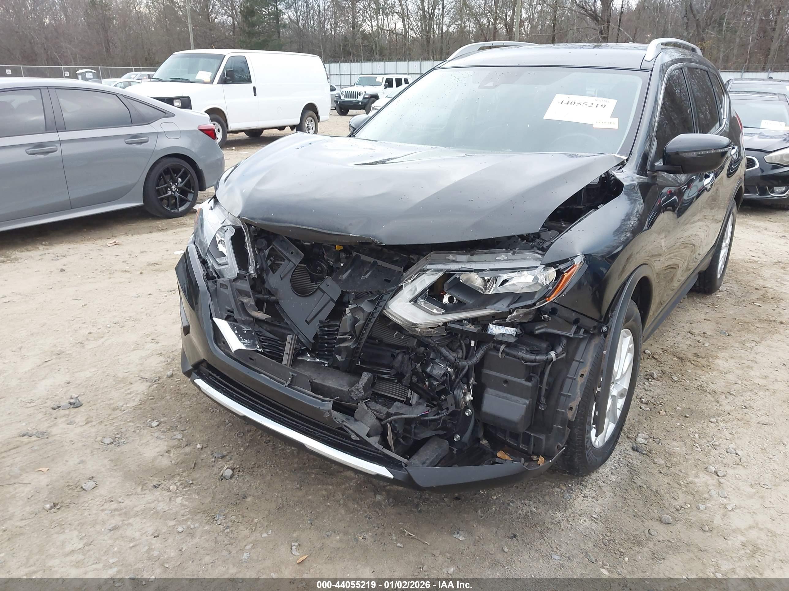 NISSAN ROGUE image 6