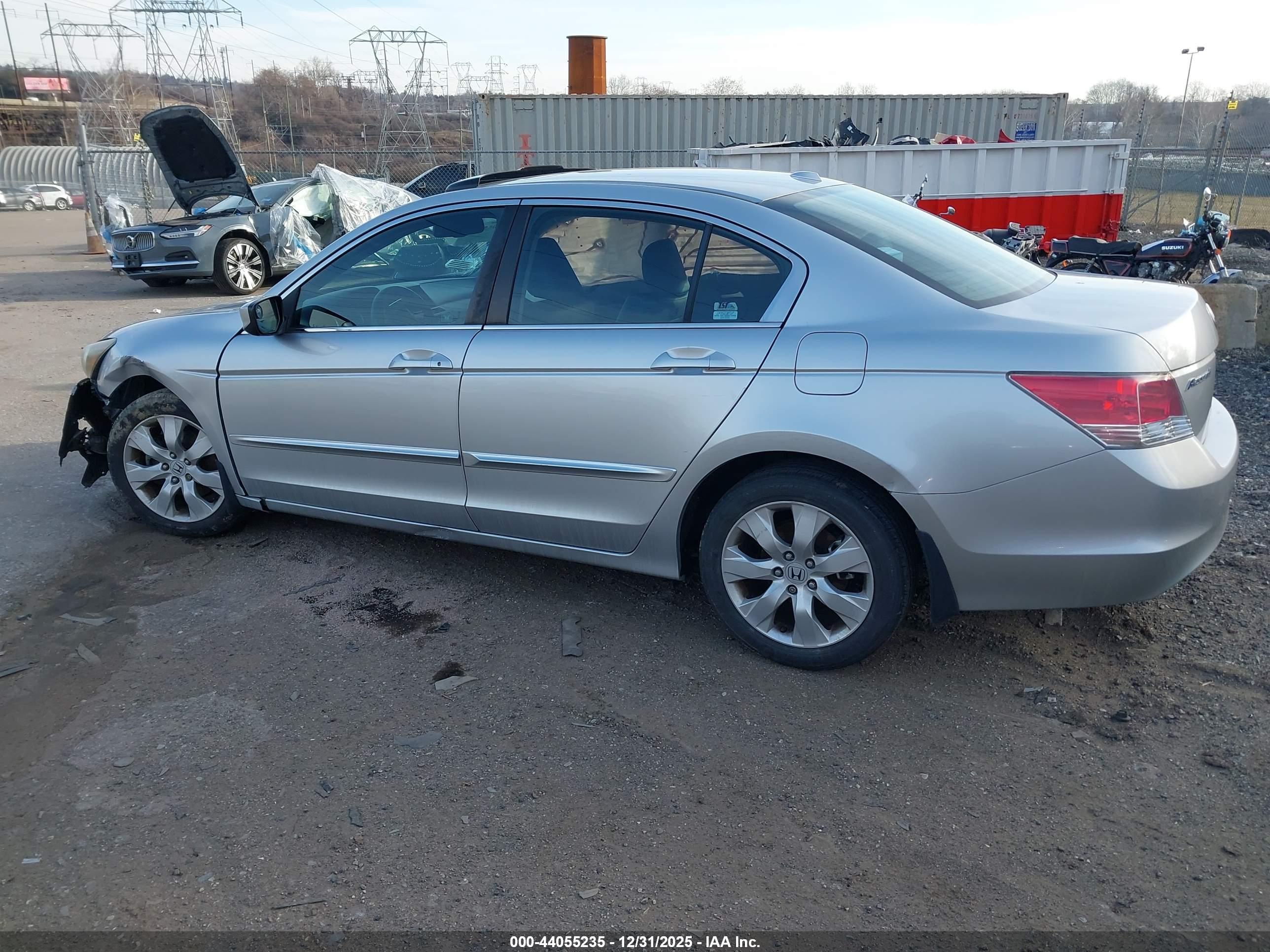 HONDA ACCORD image 3