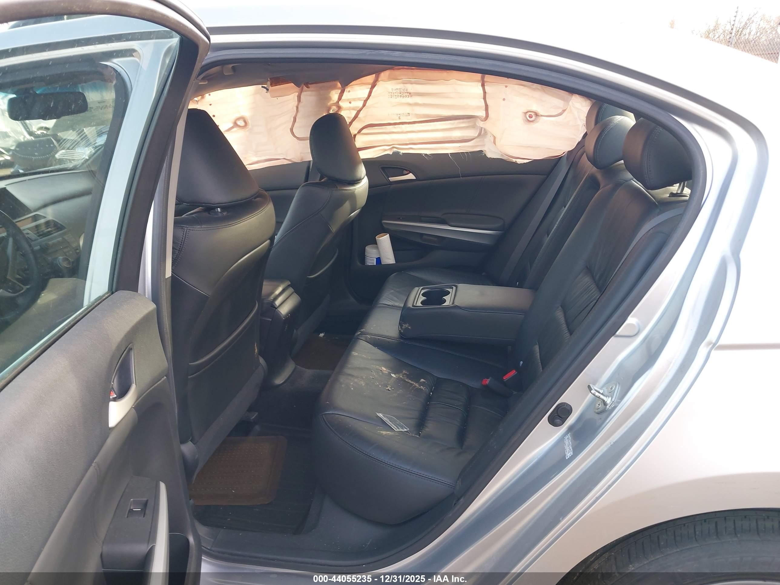 HONDA ACCORD image 8