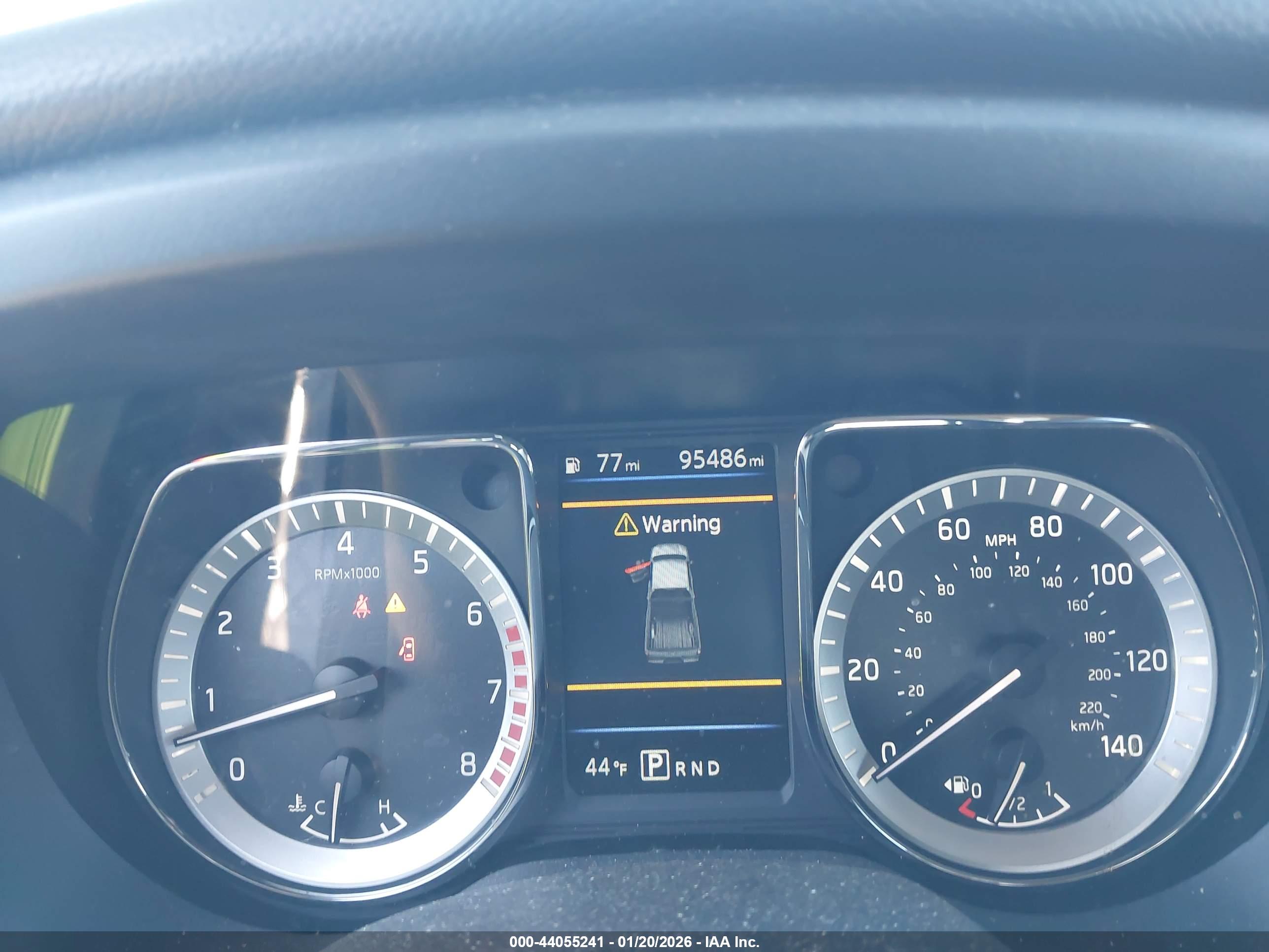 NISSAN TITAN image 7