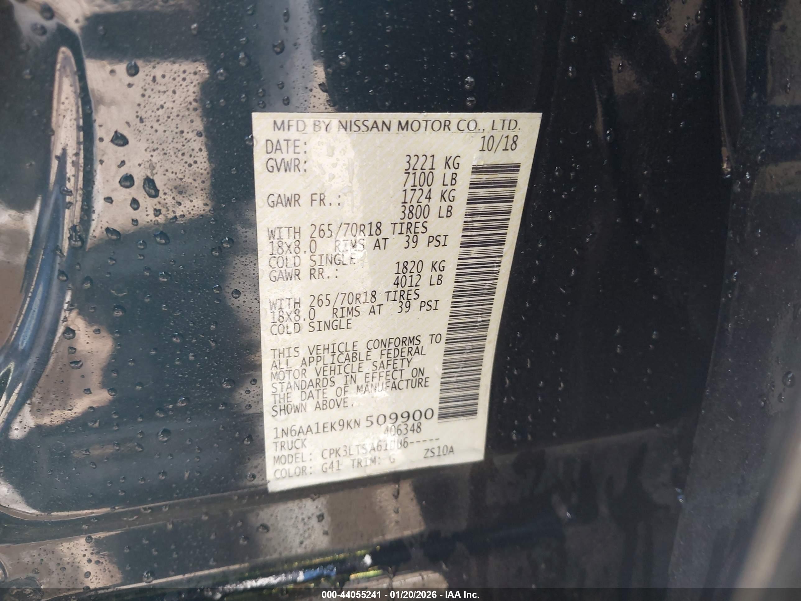 NISSAN TITAN image 9