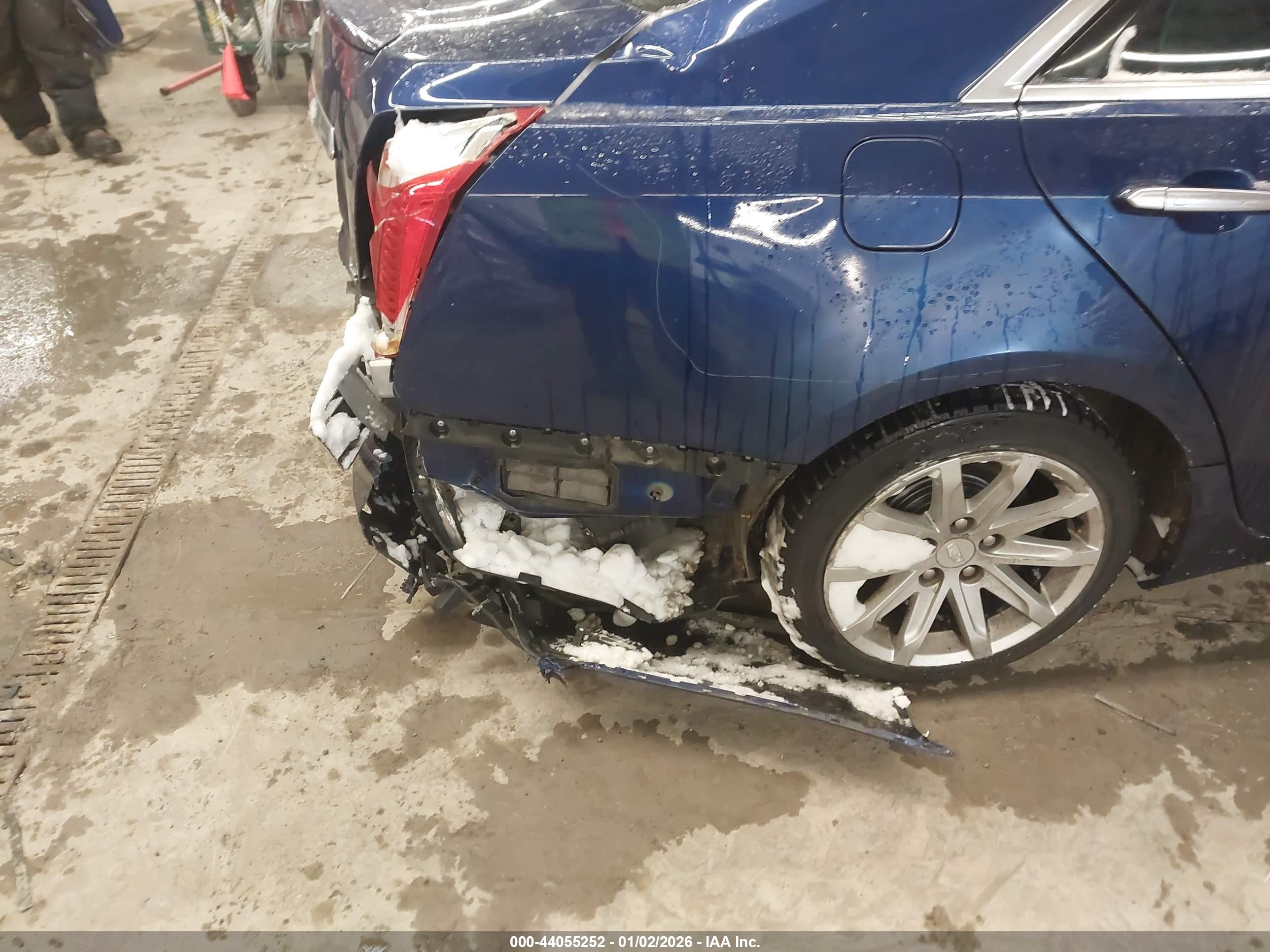 CADILLAC CTS image 6