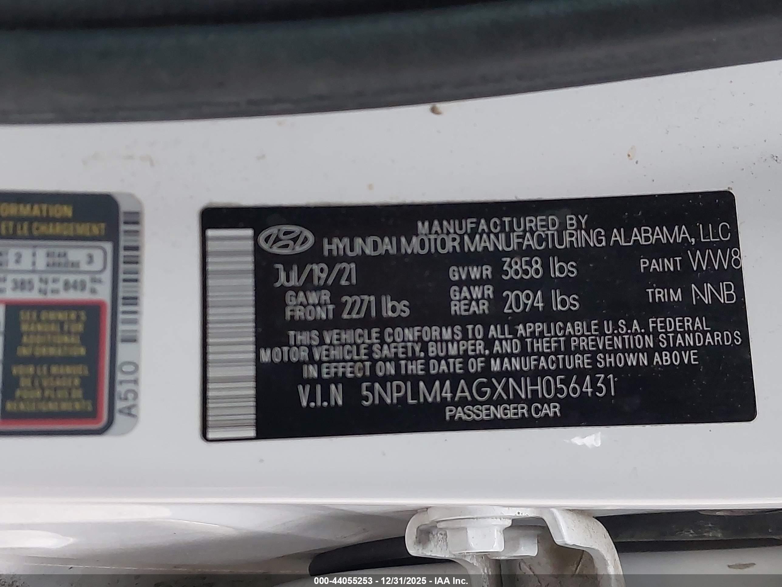 HYUNDAI ELANTRA image 9