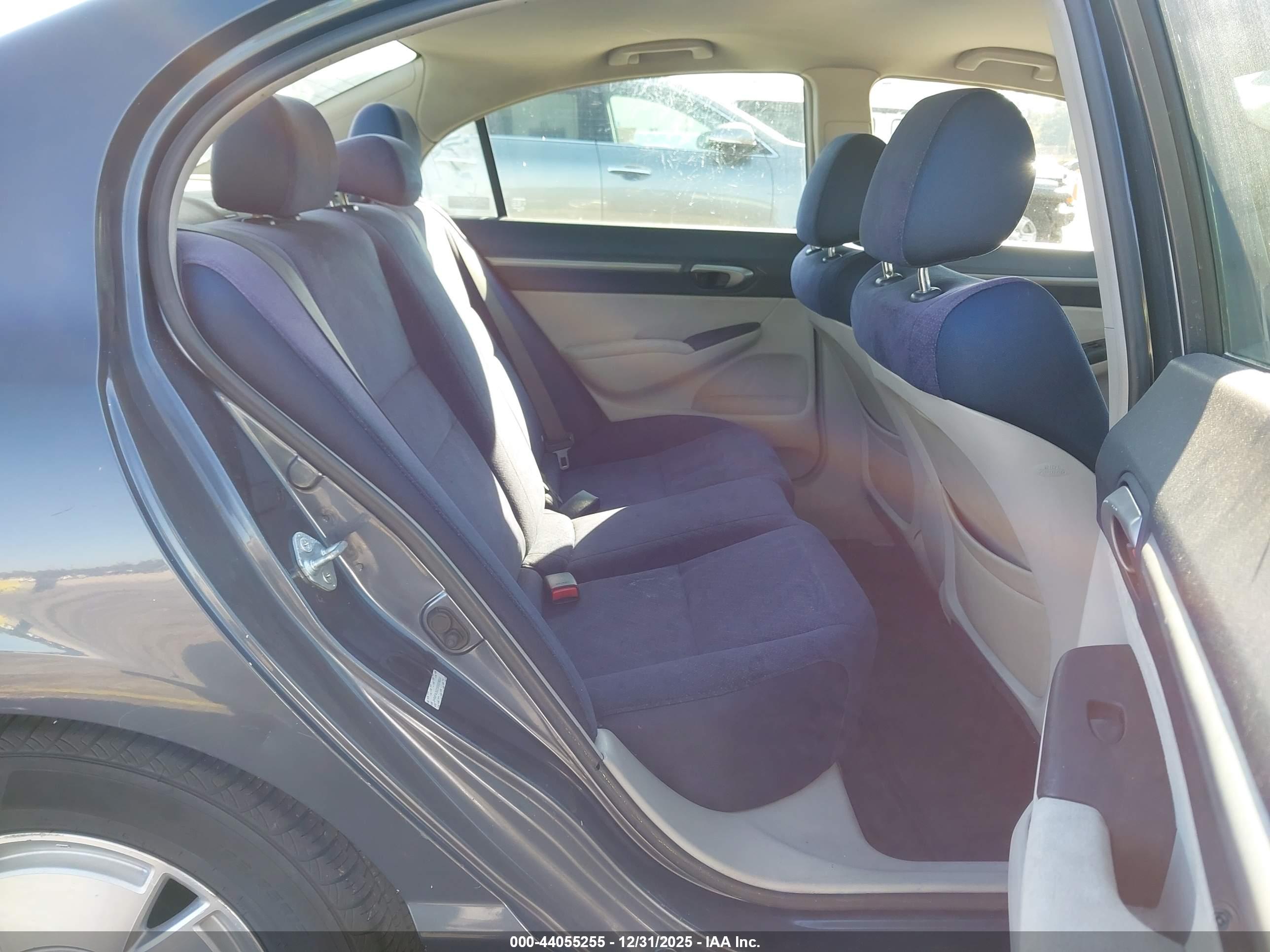 HONDA CIVIC image 8