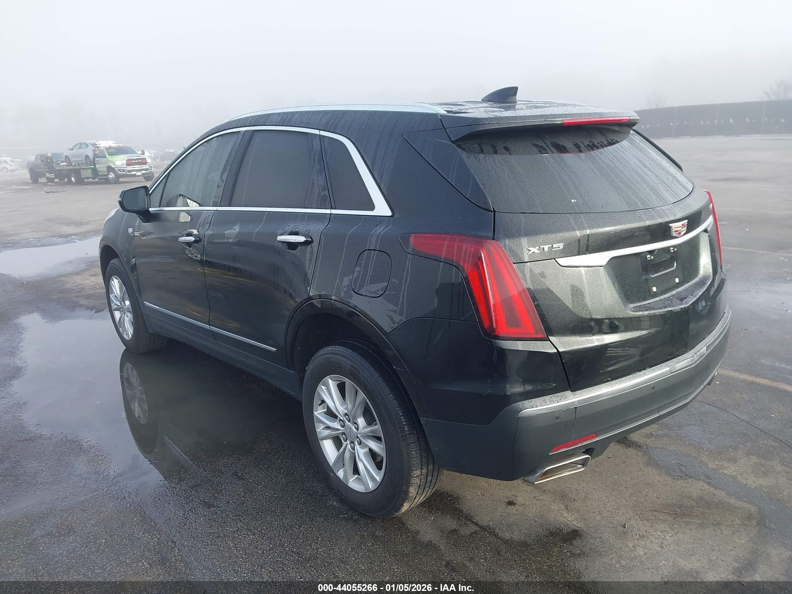 CADILLAC XT5 image 3