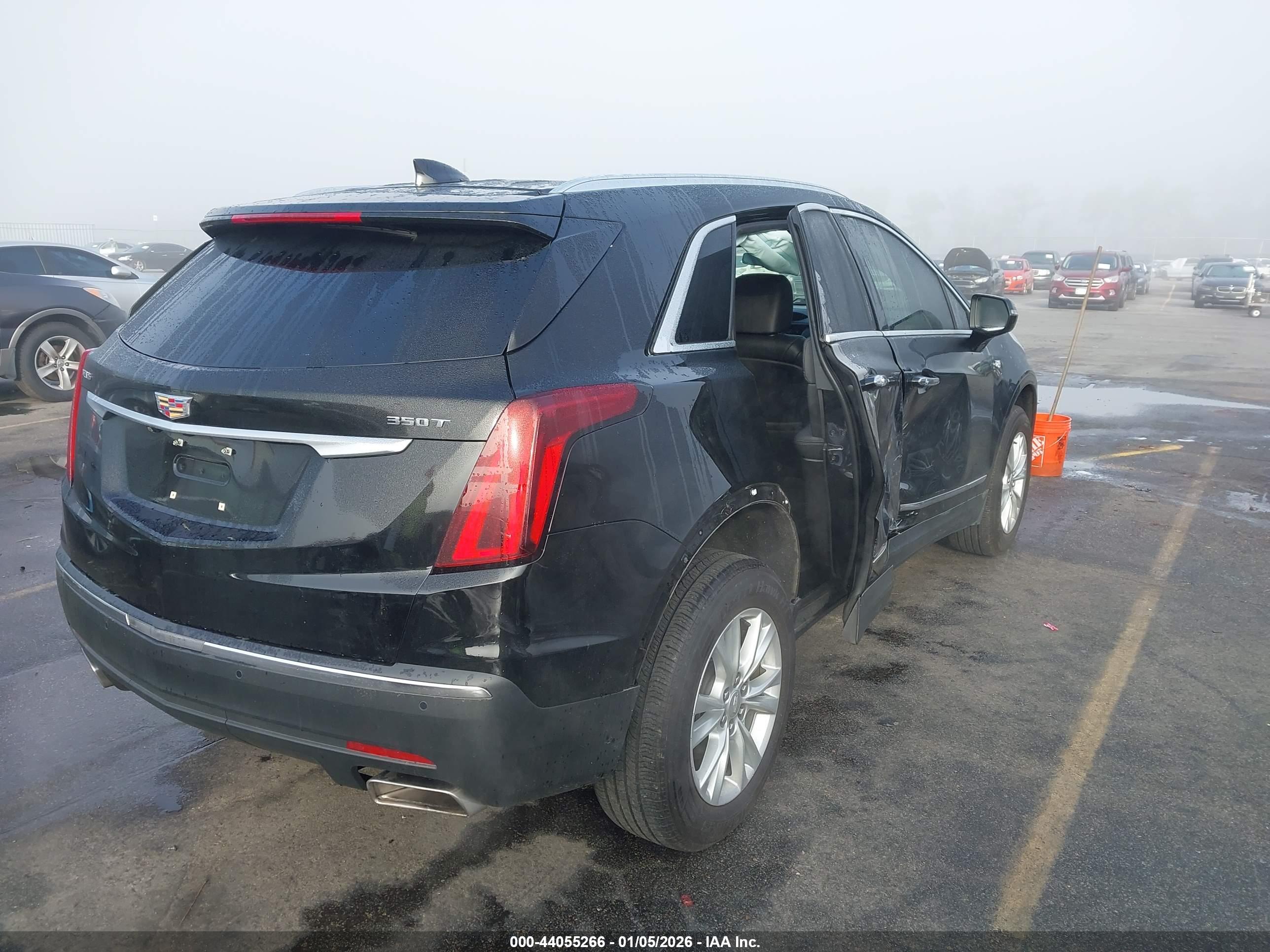 CADILLAC XT5 image 4