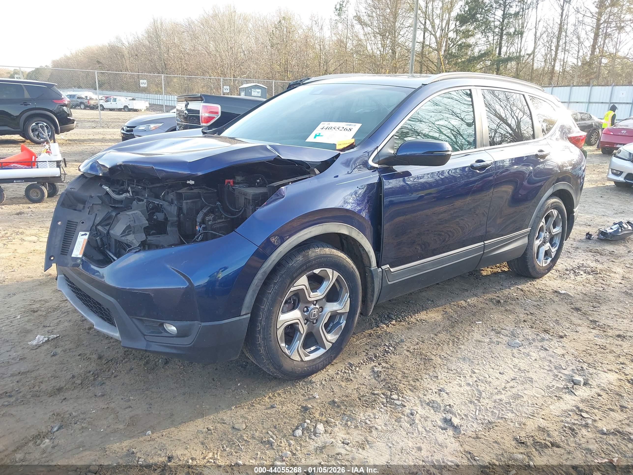 HONDA CR-V image 2