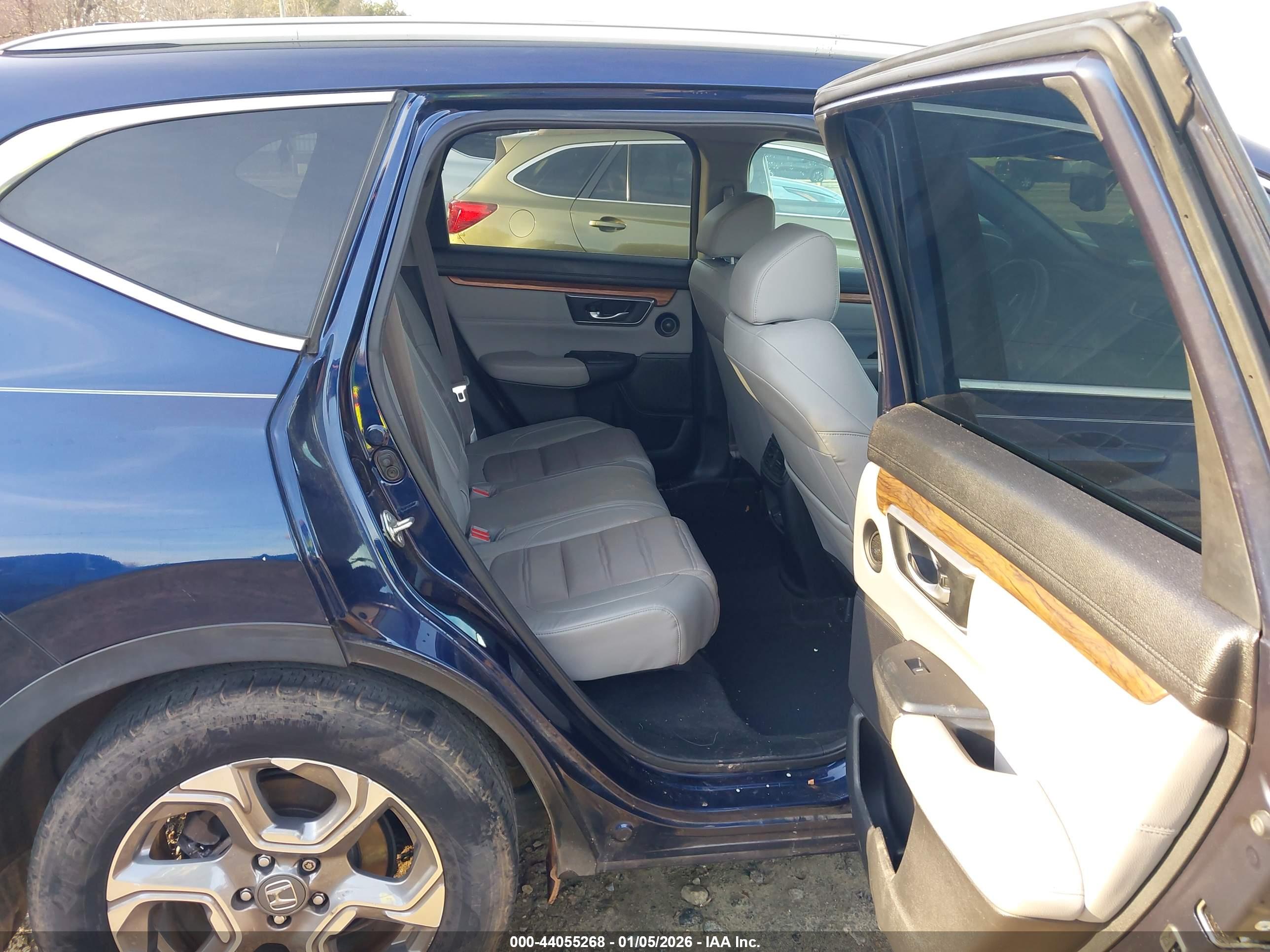 HONDA CR-V image 8