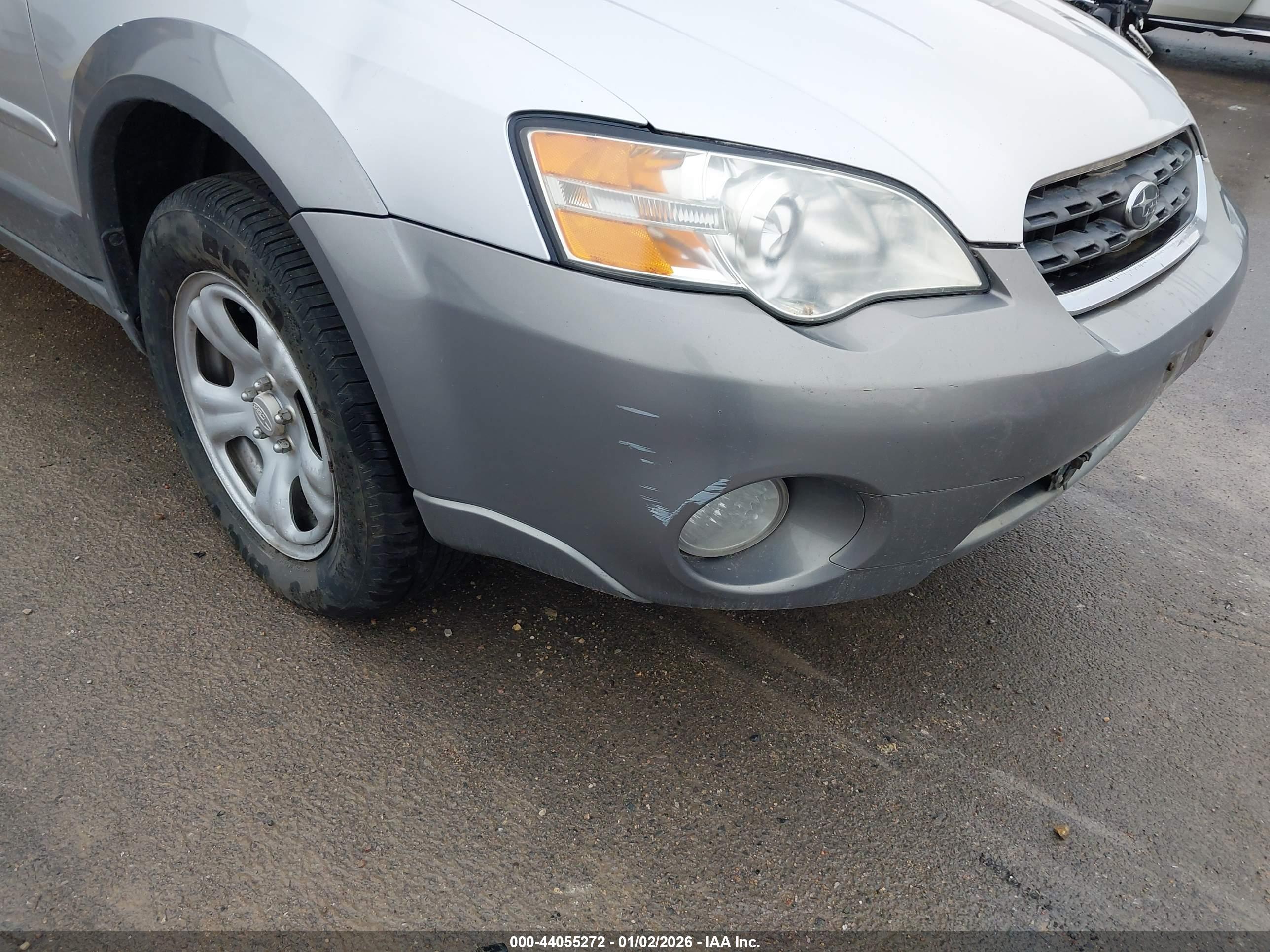 SUBARU OUTBACK image 6