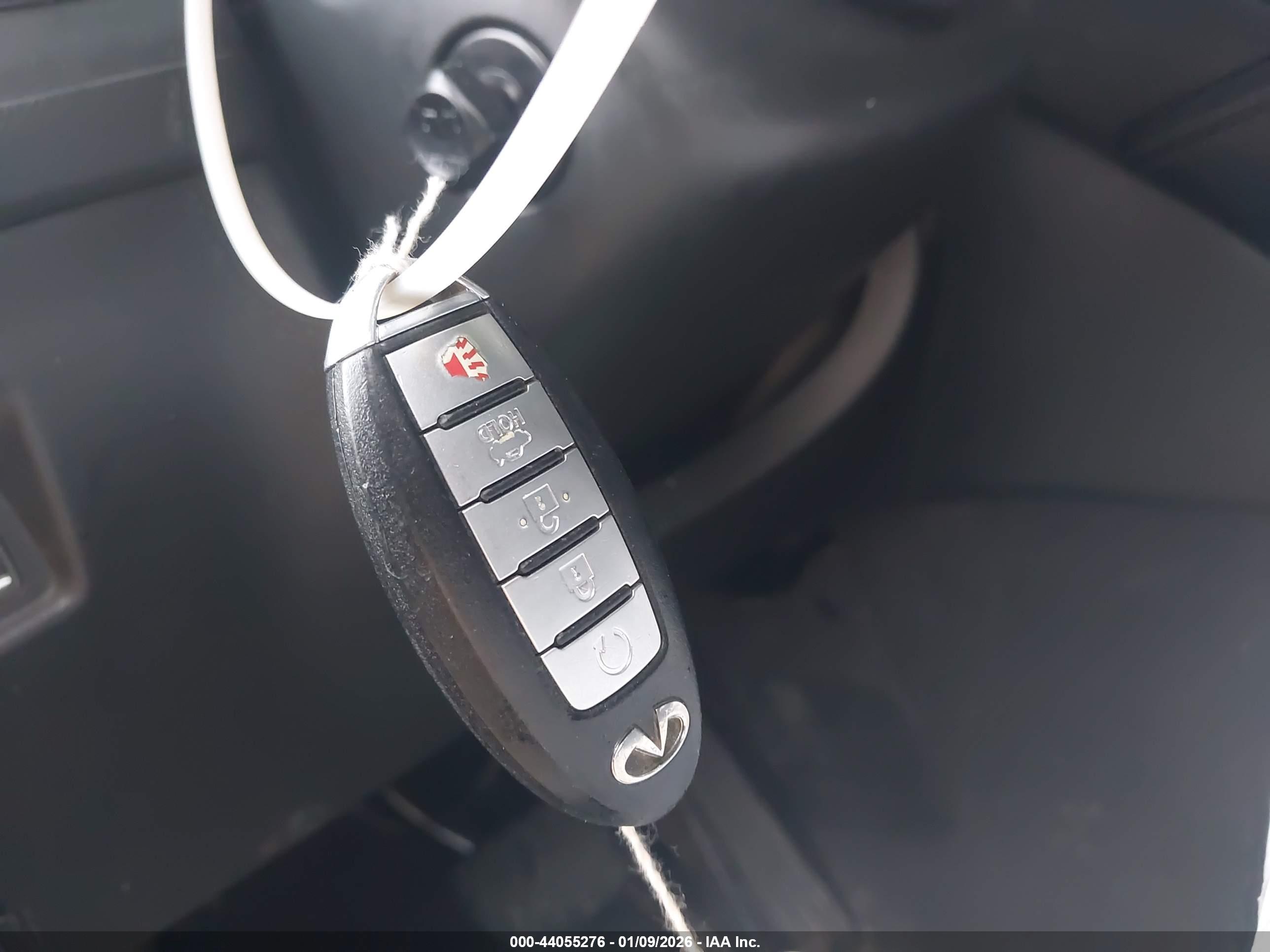 INFINITI Q60 image 11