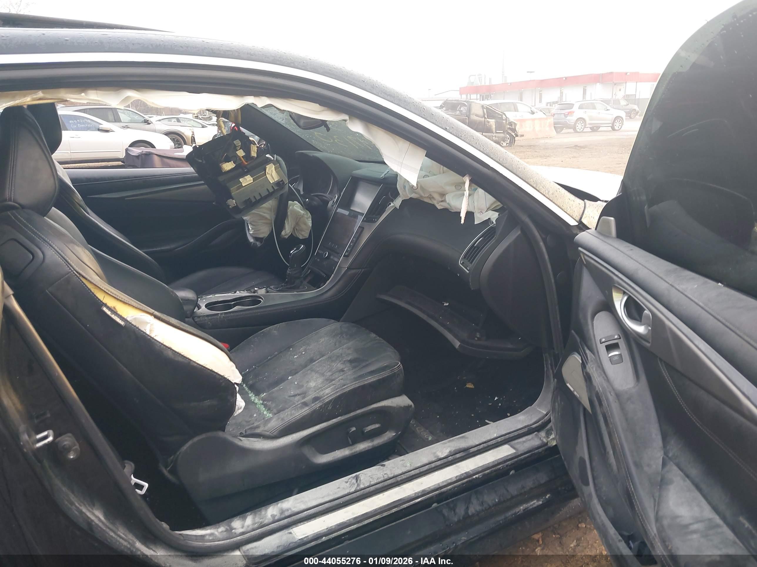 INFINITI Q60 image 5