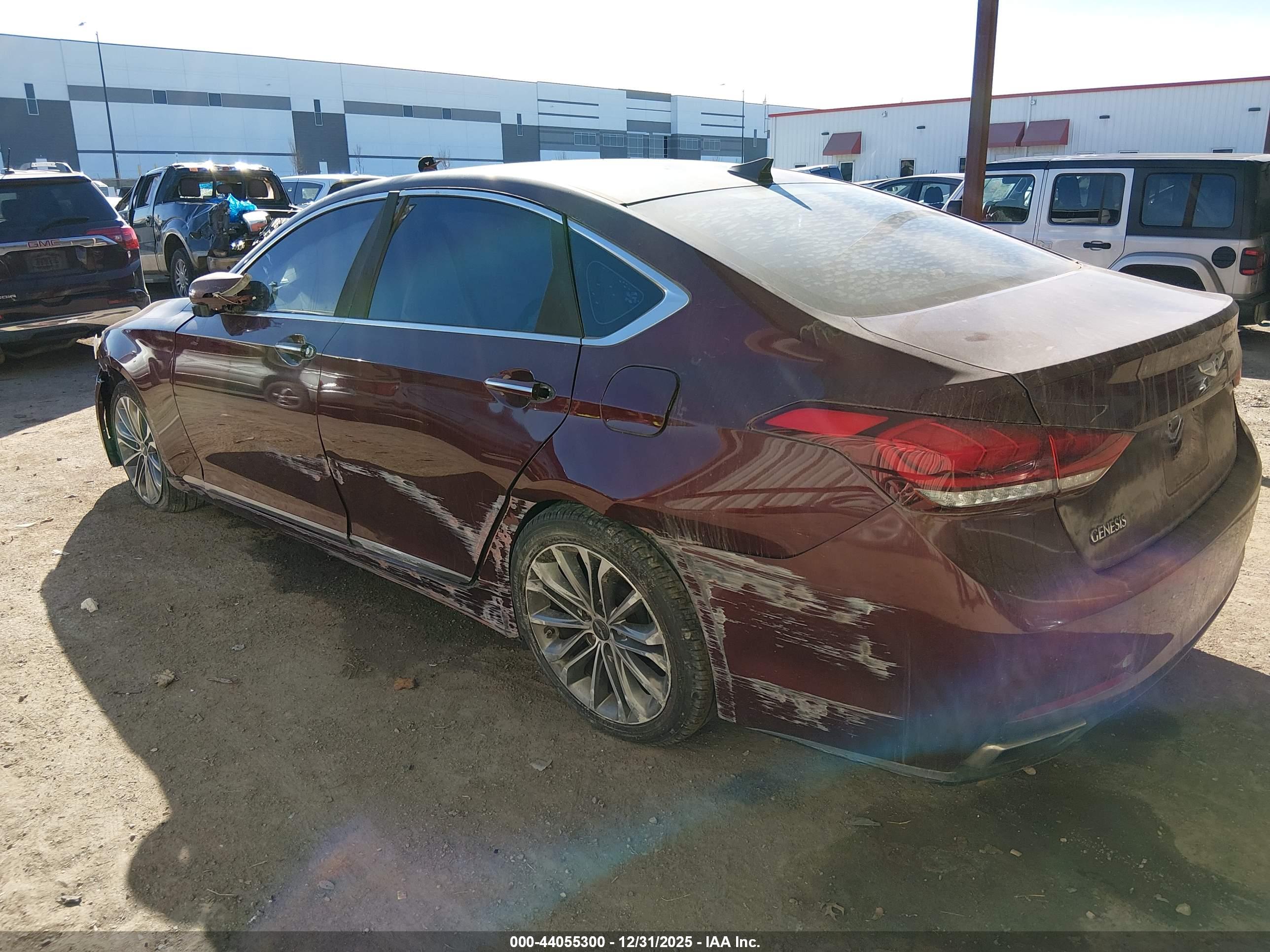 HYUNDAI GENESIS image 3