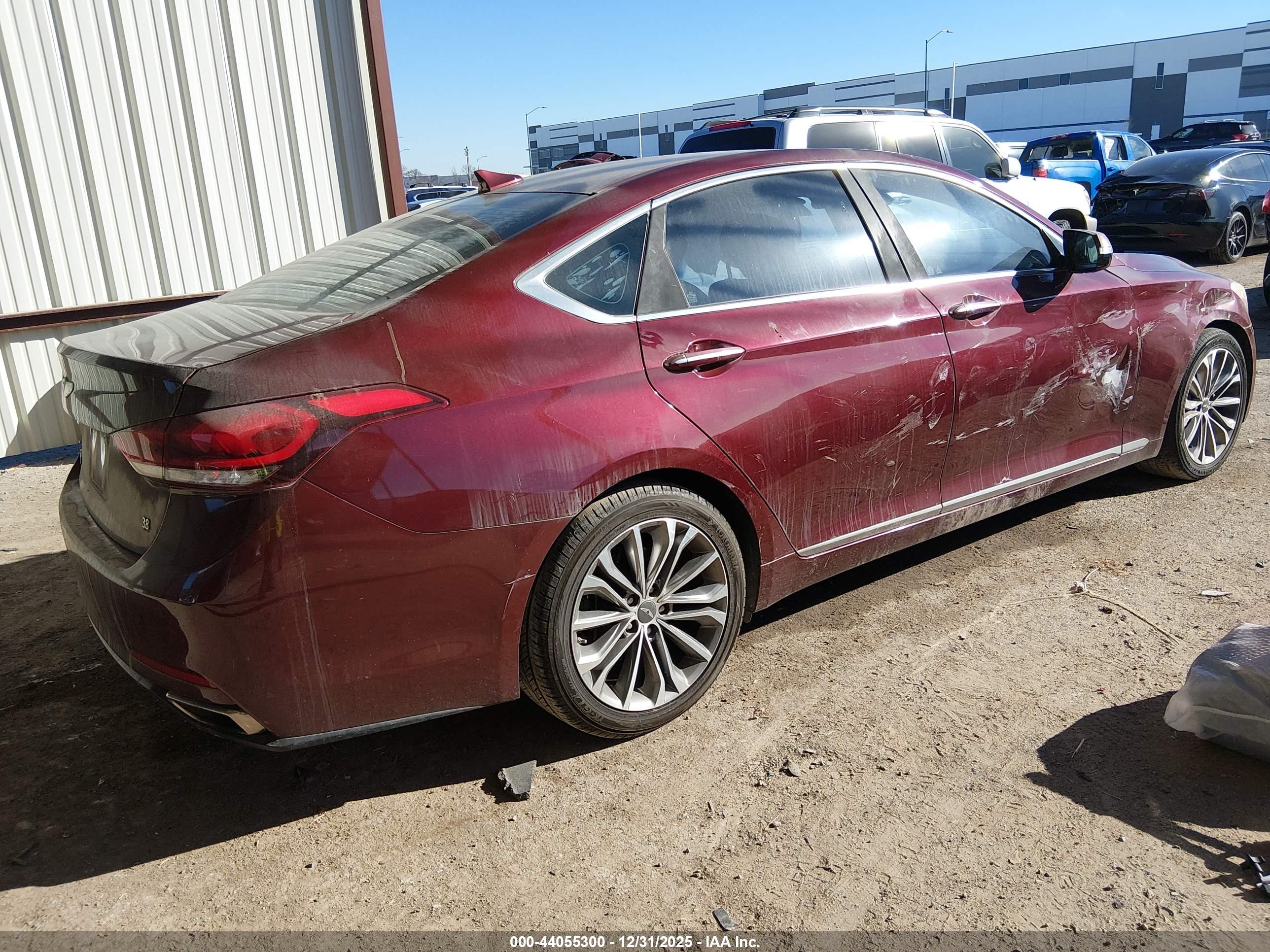 HYUNDAI GENESIS image 4