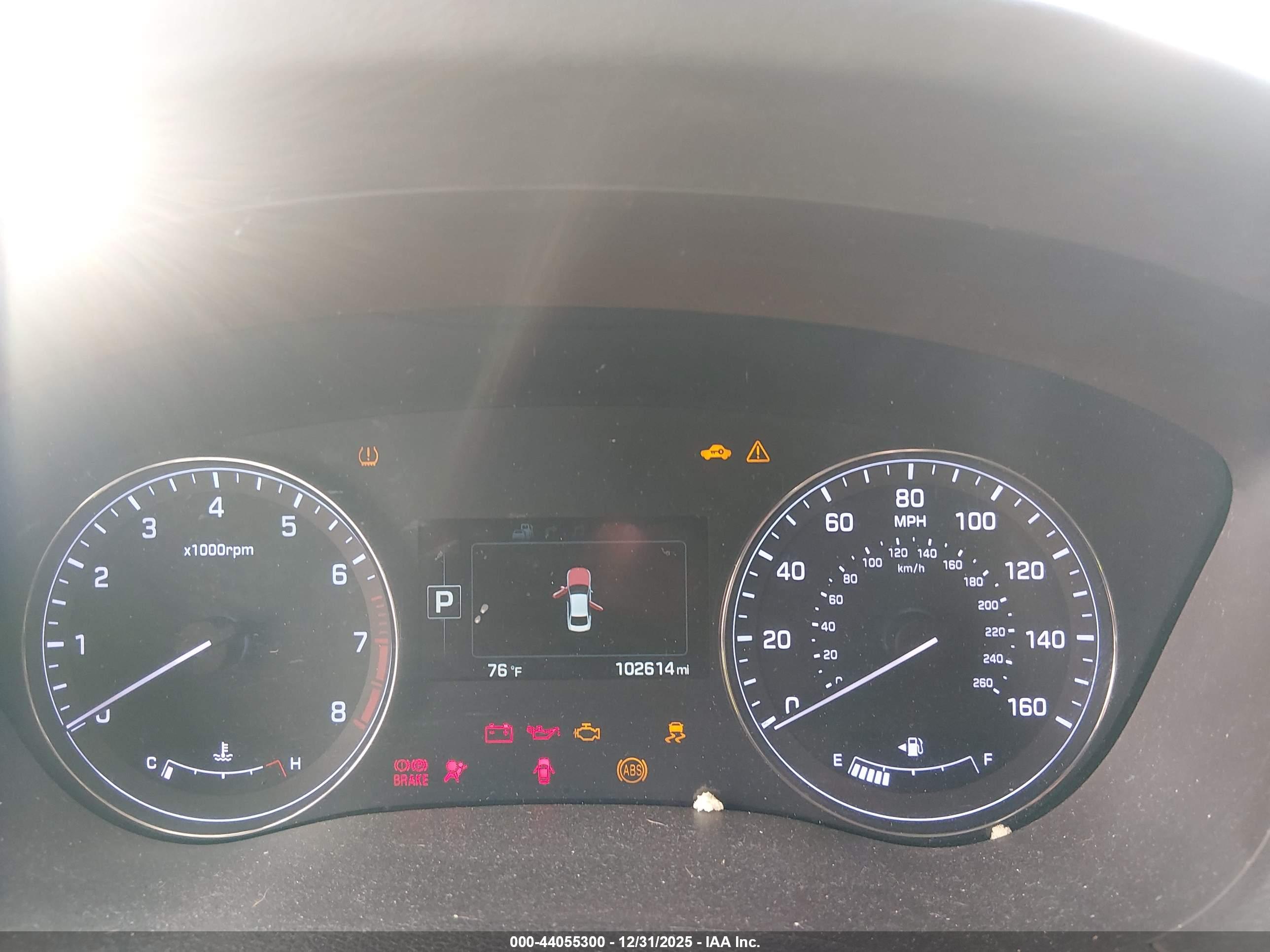 HYUNDAI GENESIS image 7