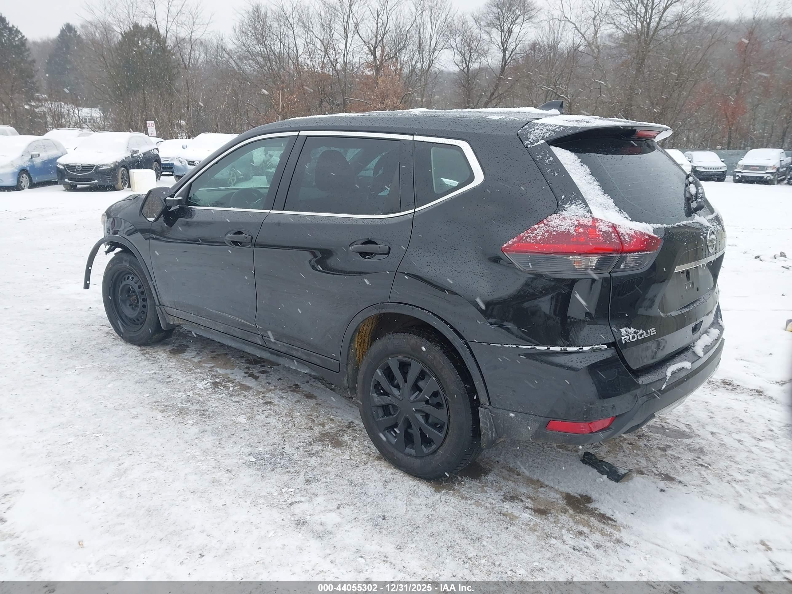 NISSAN ROGUE image 3
