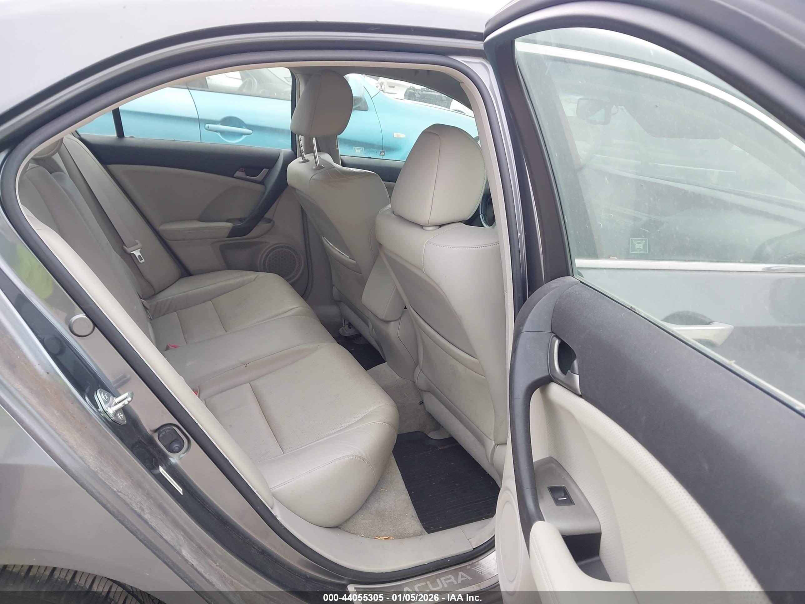 ACURA TSX image 8