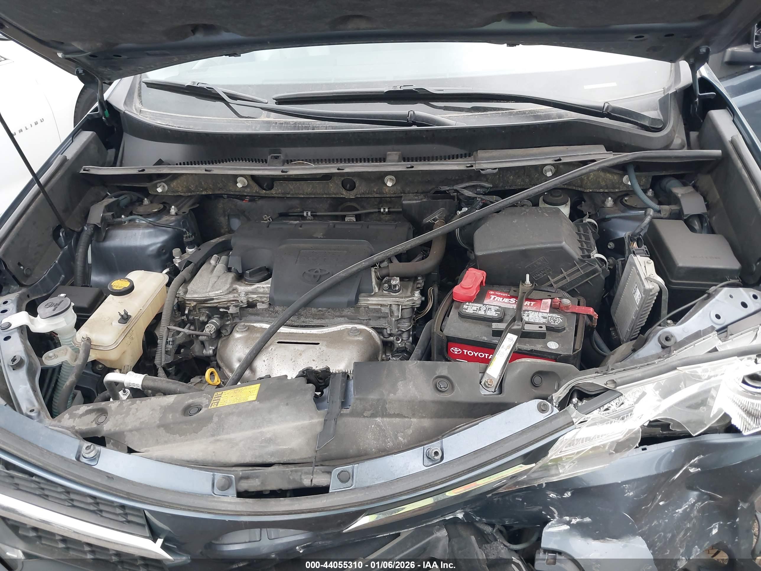TOYOTA RAV4 image 10
