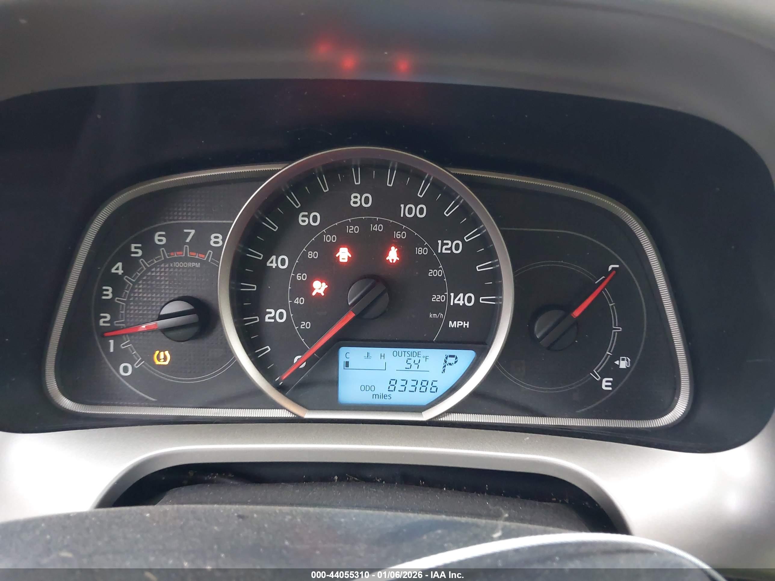 TOYOTA RAV4 image 7